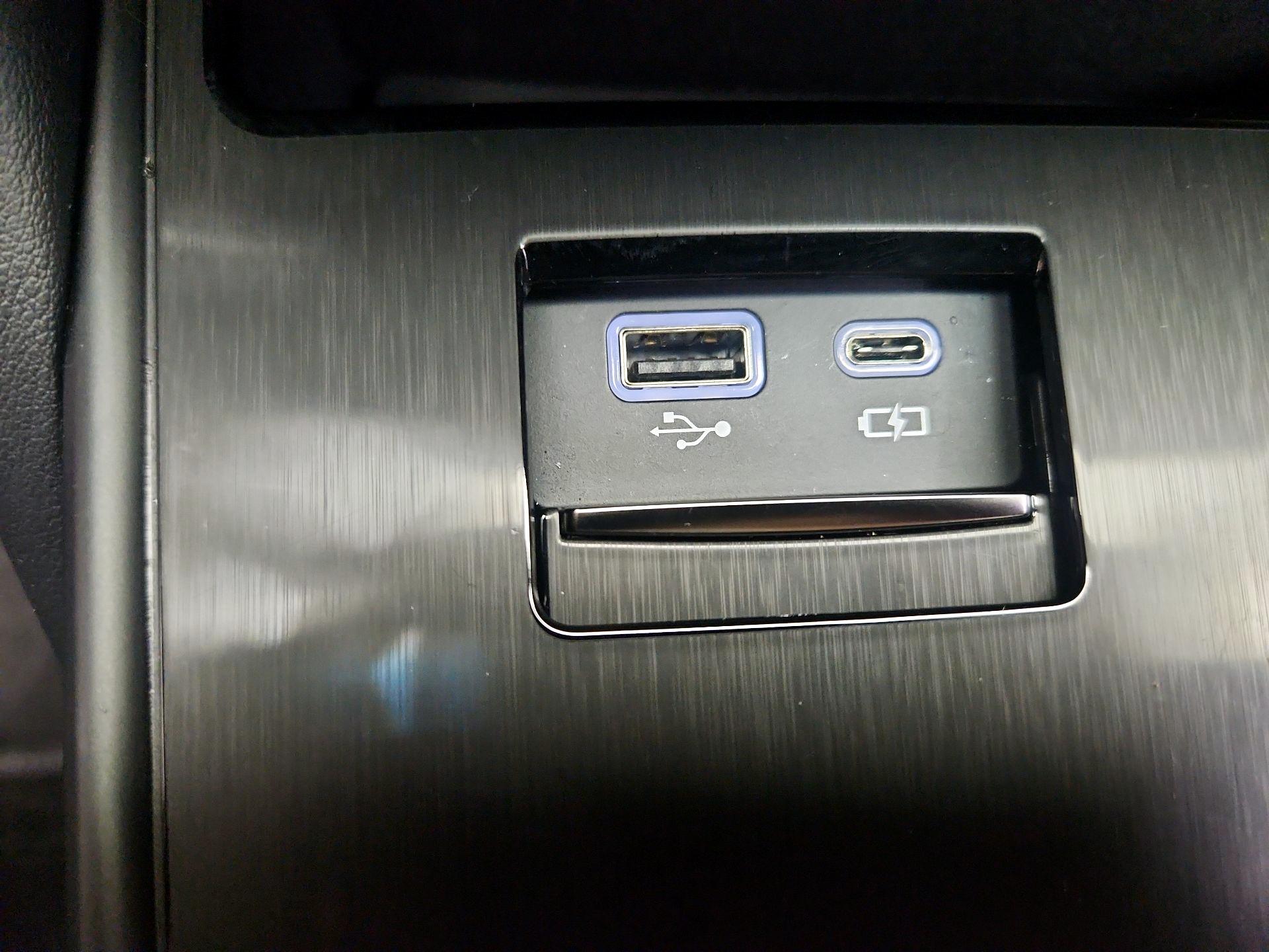 Thumbnail: 2024 Lexus ES - 18