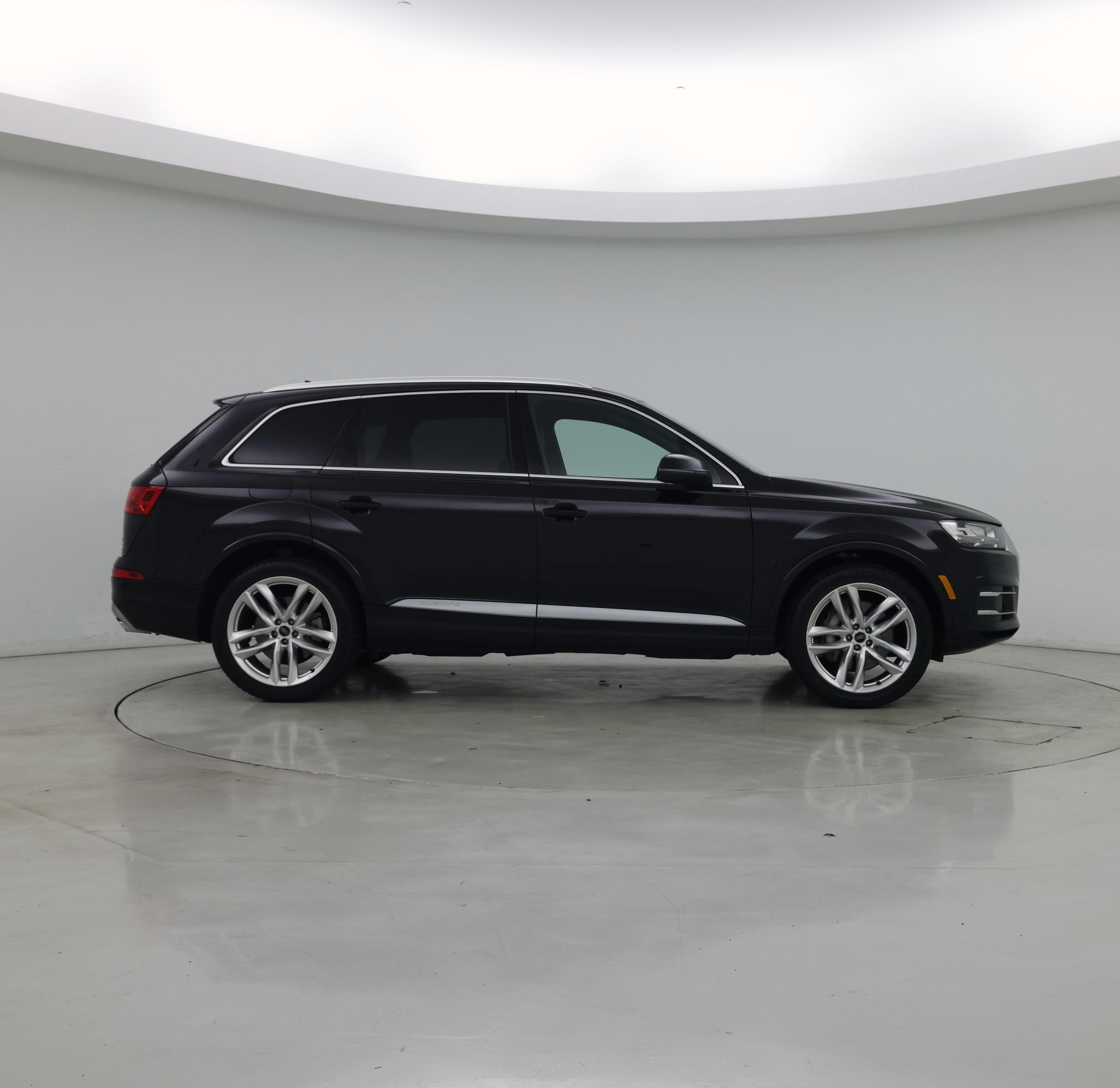 Thumbnail: 2018 Audi Q7 - 7