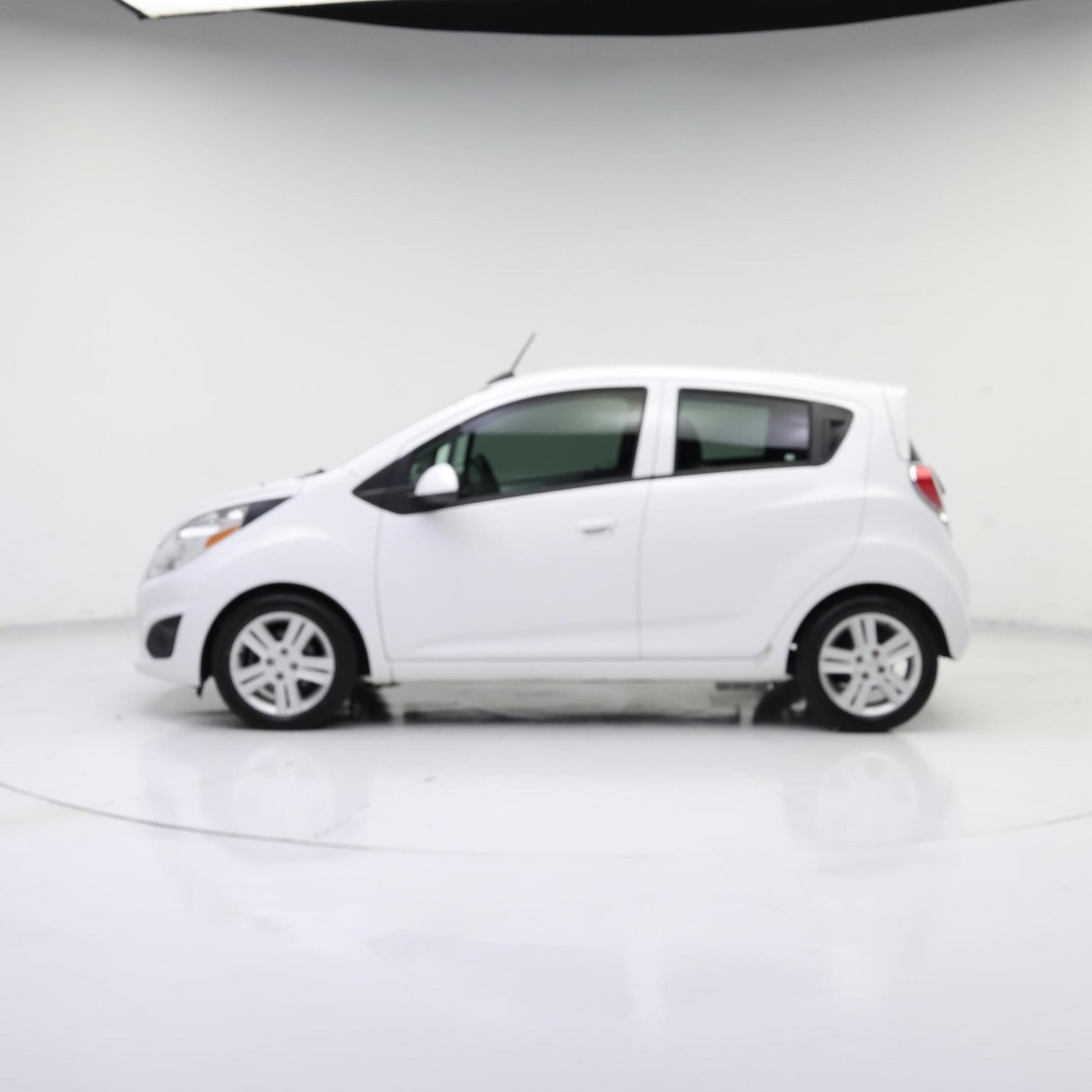 Thumbnail: 2015 Chevrolet Spark - 3