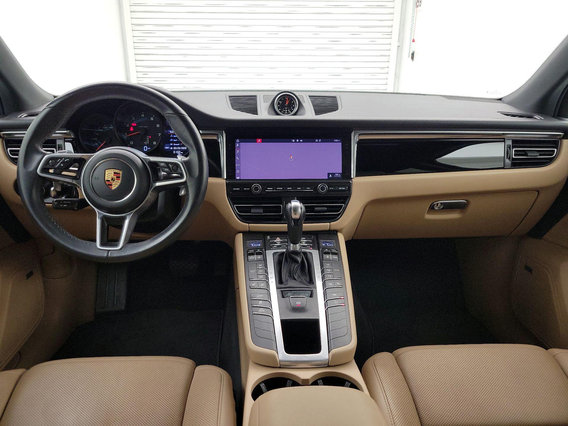 Thumbnail: 2020 Porsche Macan - 9