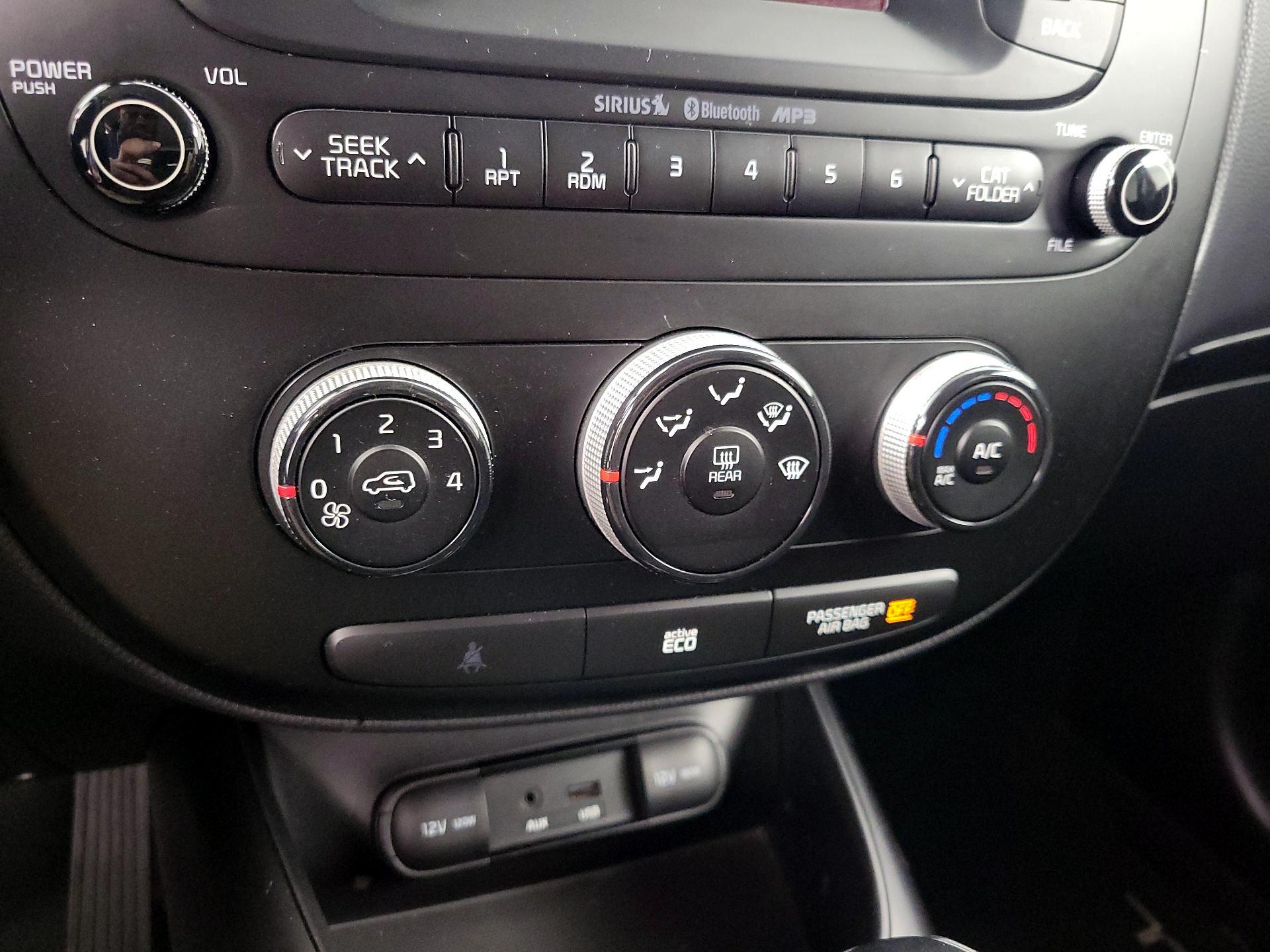 Thumbnail: 2014 Kia Soul - 15