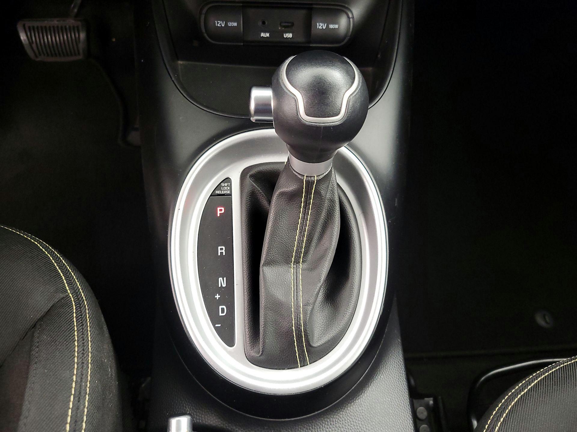 Thumbnail: 2014 Kia Soul - 16