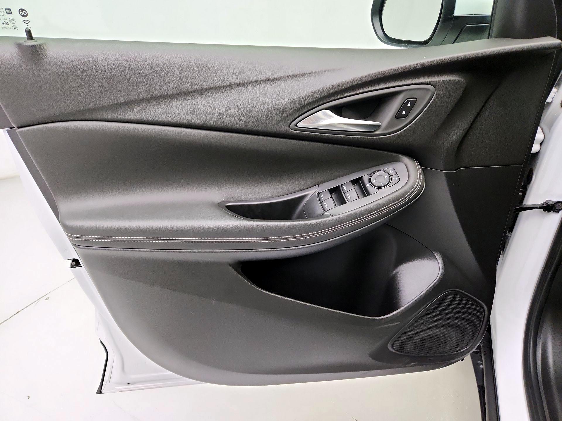 Thumbnail: 2025 Buick Encore GX - 12