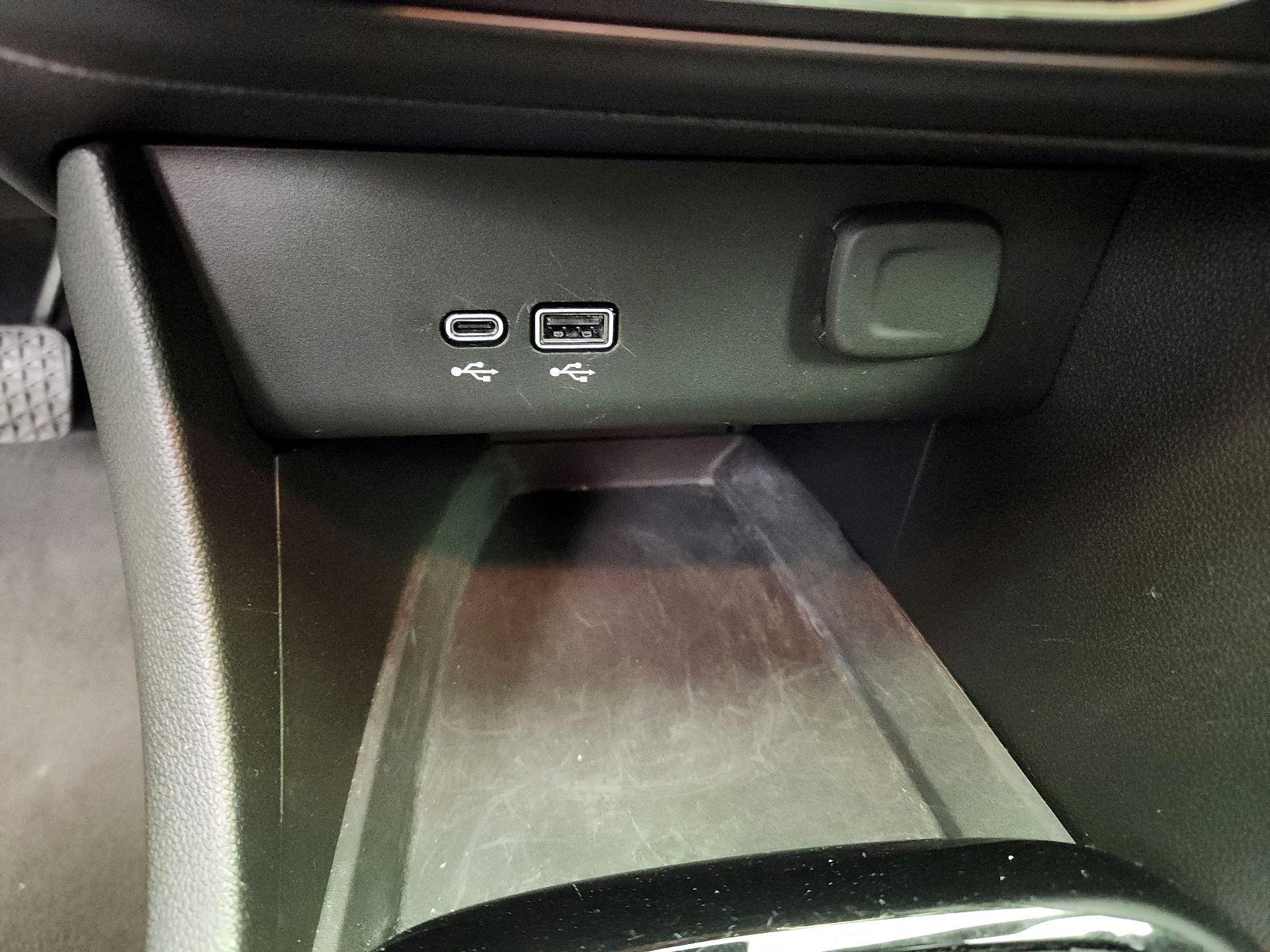 Thumbnail: 2025 Buick Encore GX - 18