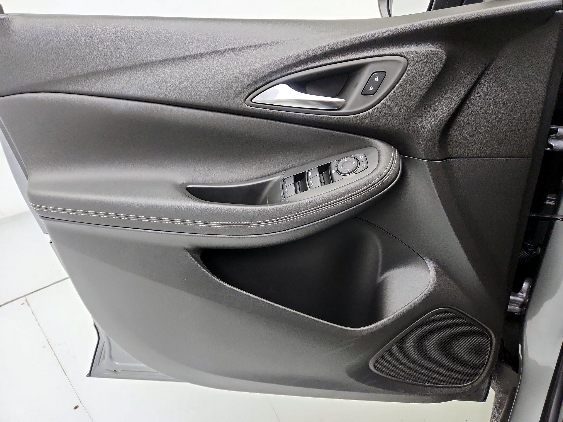 Thumbnail: 2025 Buick Encore GX - 12