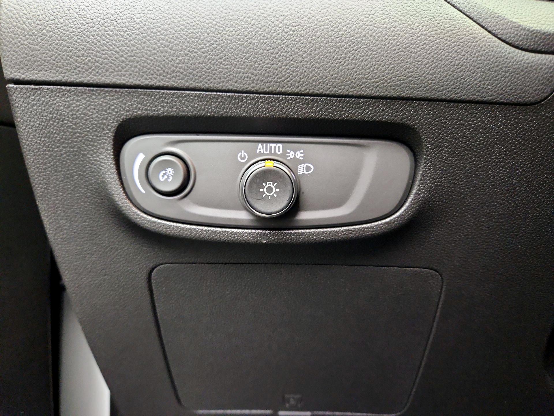 Thumbnail: 2025 Buick Encore GX - 13