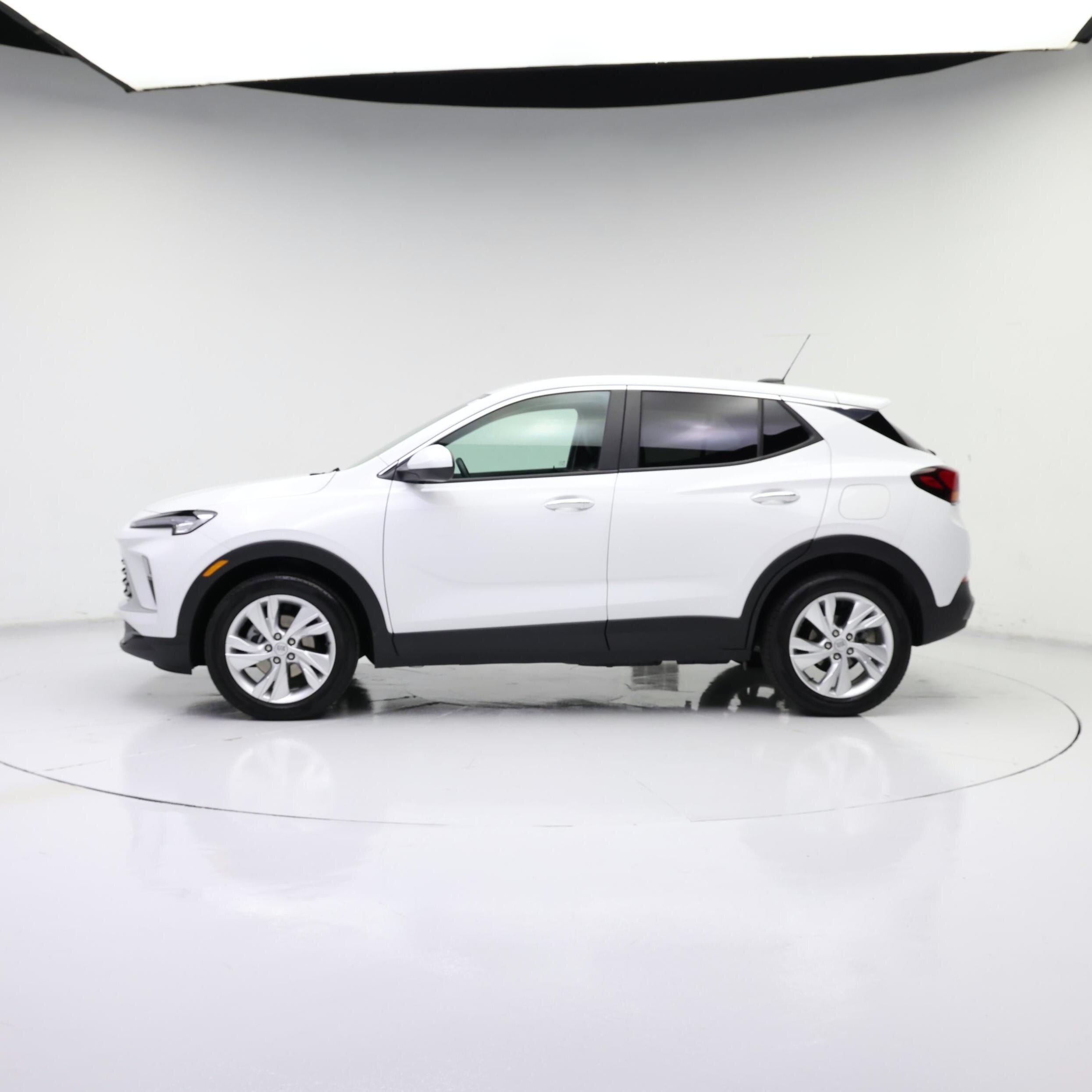 Thumbnail: 2025 Buick Encore GX - 3