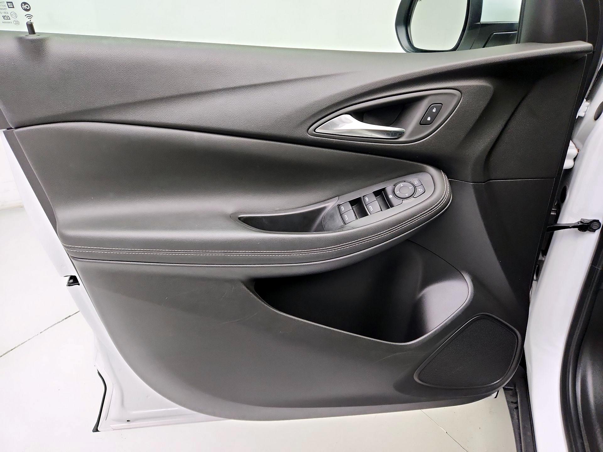 Thumbnail: 2025 Buick Encore GX - 12