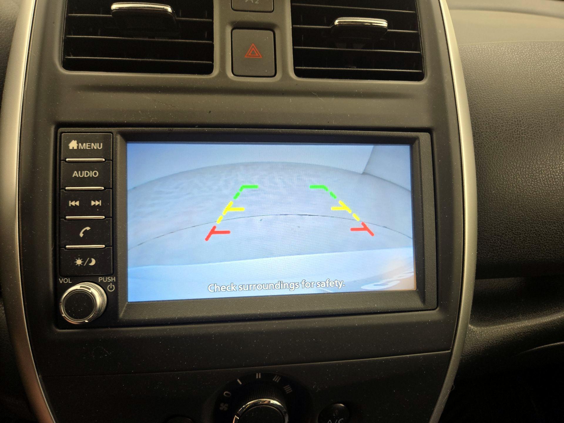 Thumbnail: 2019 Nissan Versa Note - 14