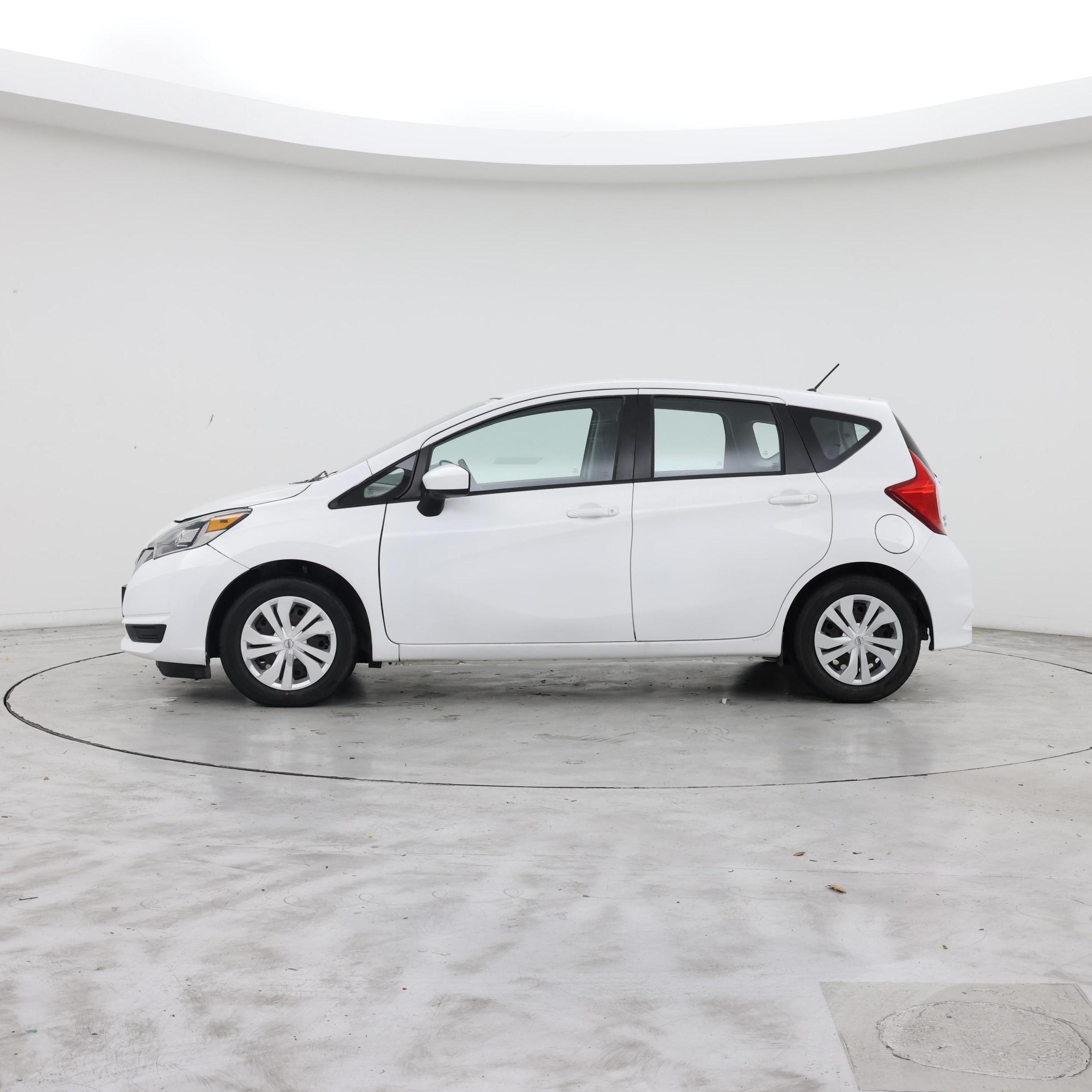 Thumbnail: 2019 Nissan Versa Note - 3