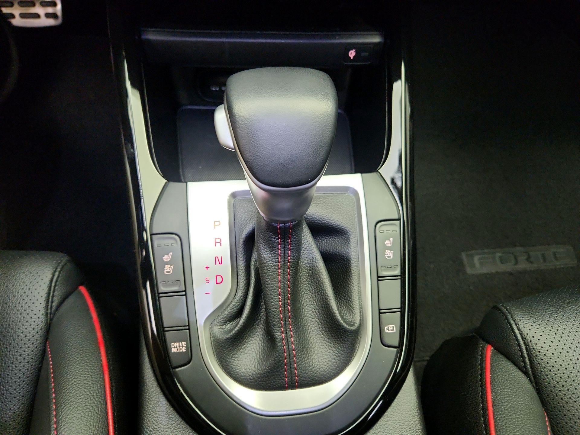 Thumbnail: 2024 Kia Forte - 18