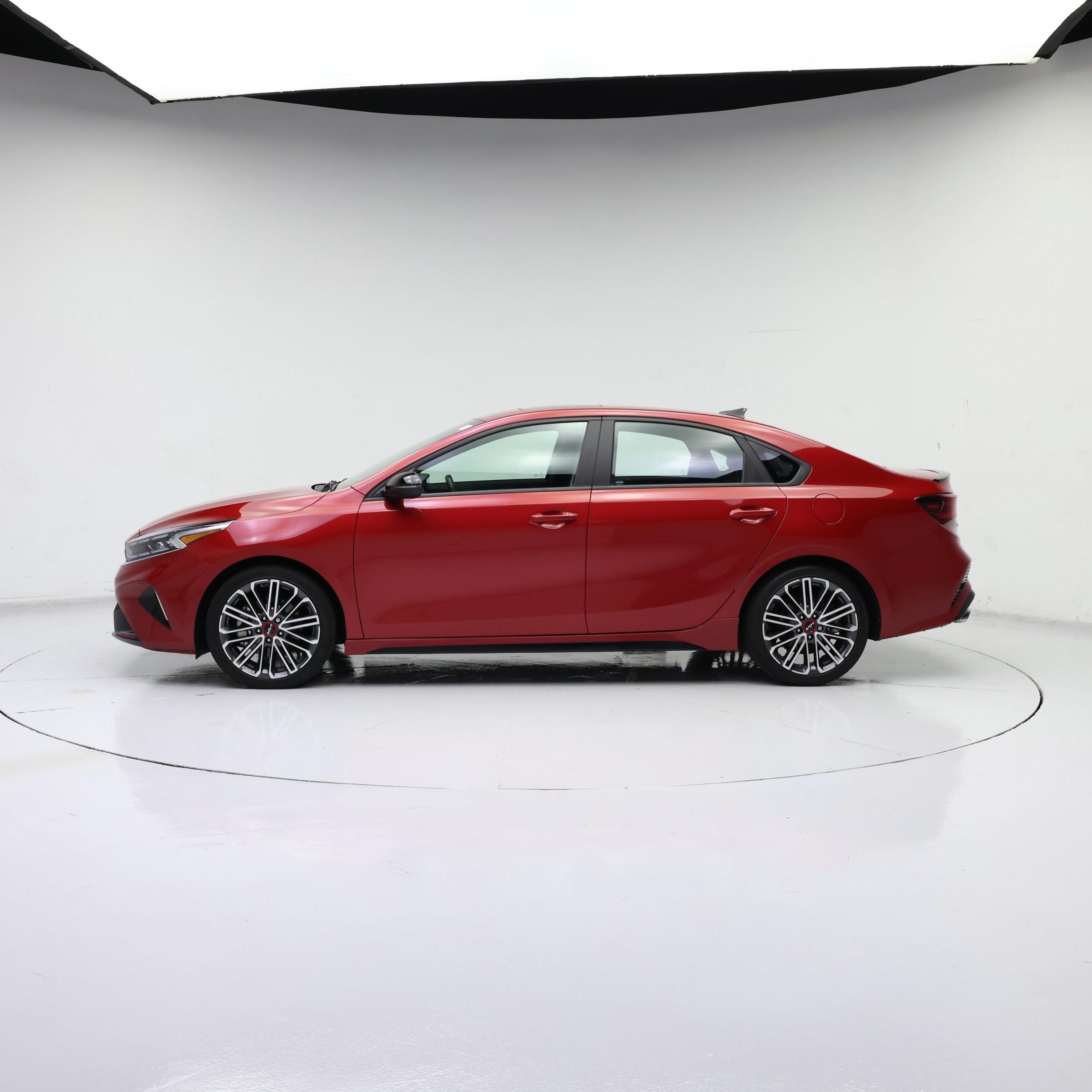 Thumbnail: 2024 Kia Forte - 3