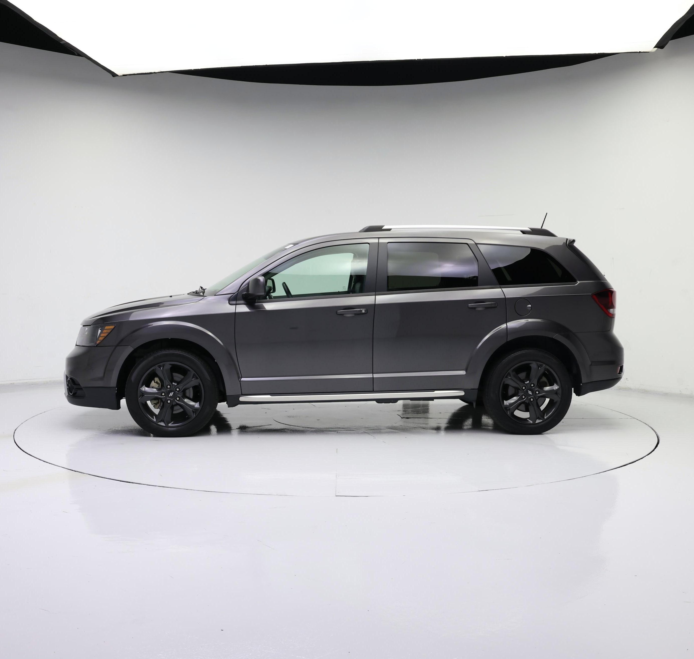 Thumbnail: 2020 Dodge Journey - 3