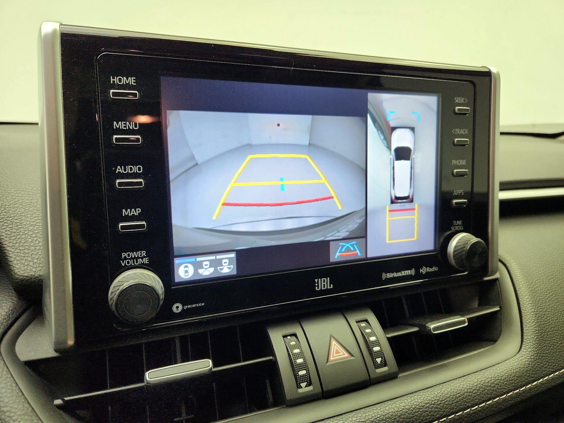 Thumbnail: 2021 Toyota RAV4 - 15