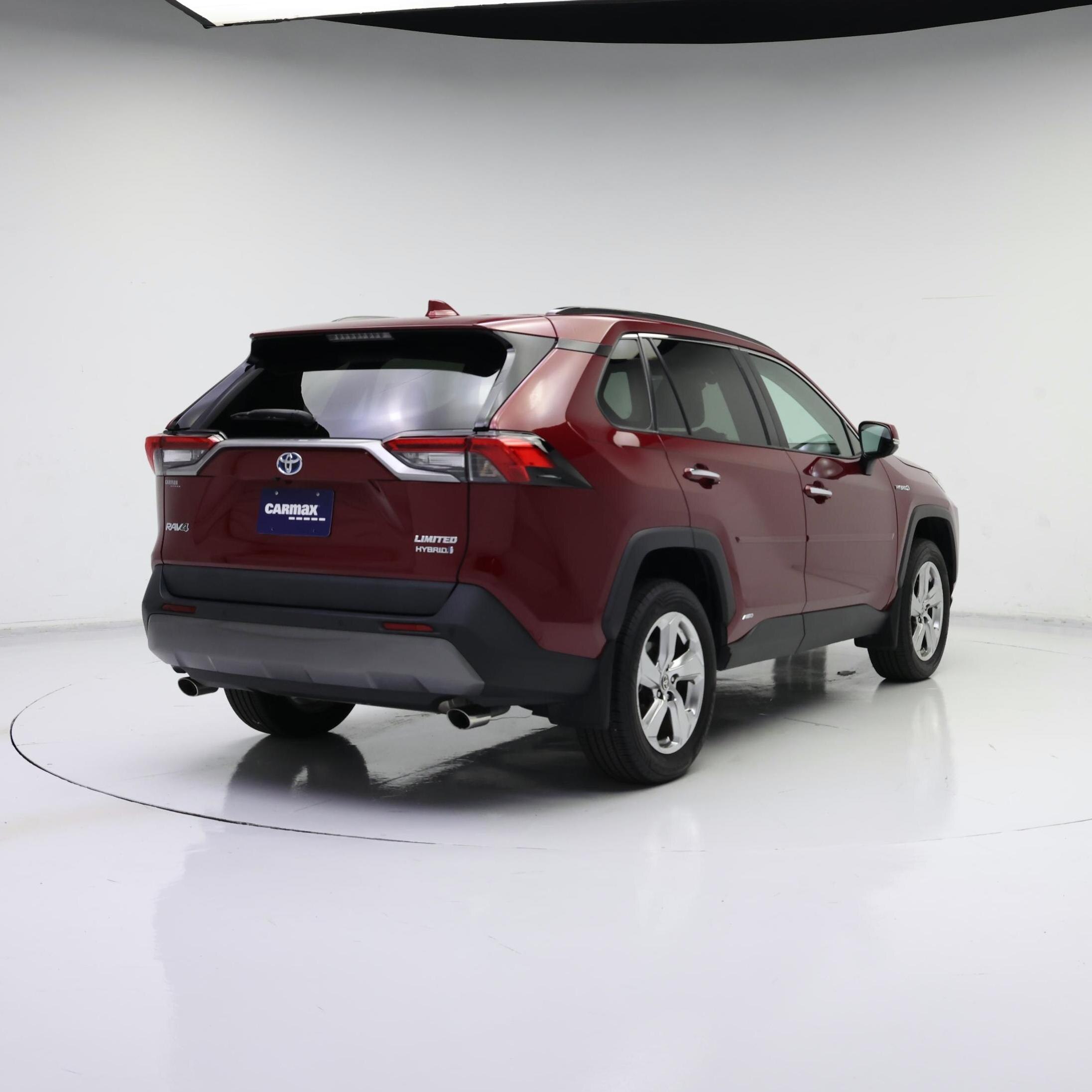 Thumbnail: 2021 Toyota RAV4 - 8