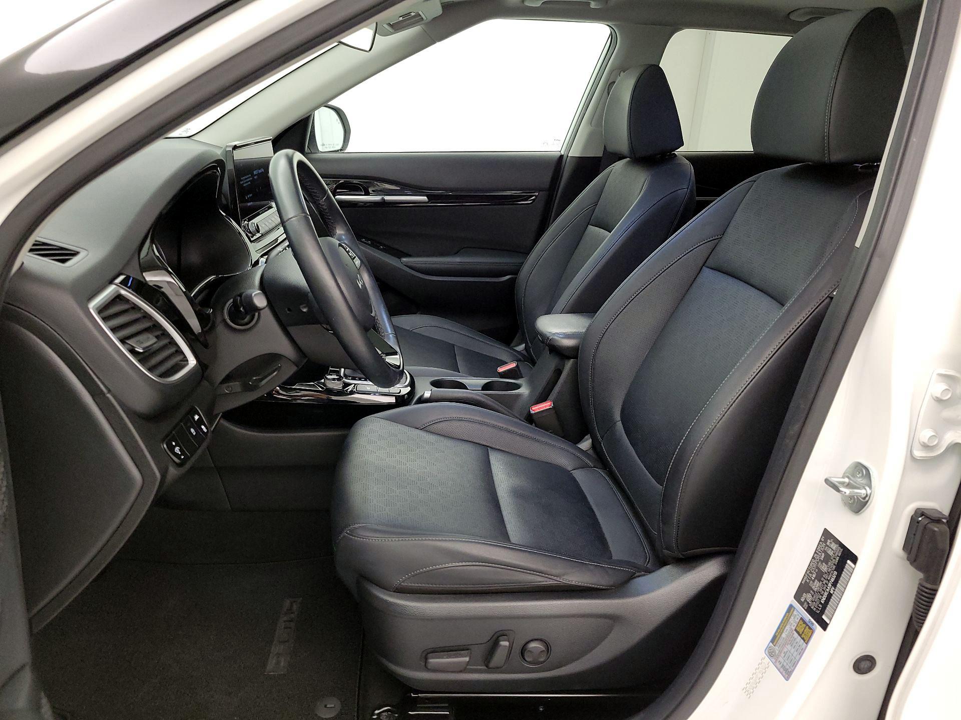 Thumbnail: 2023 Kia Seltos - 11