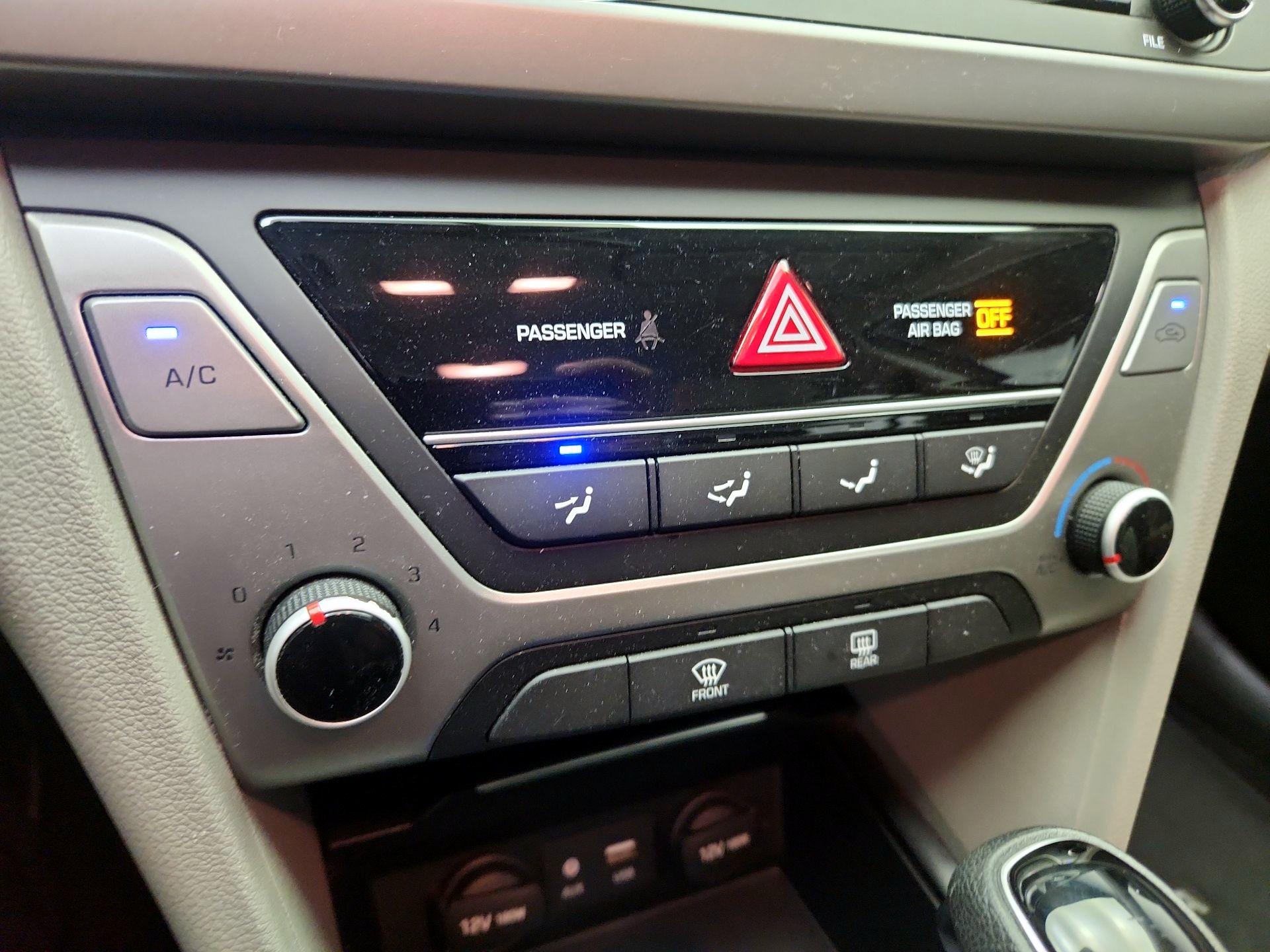 Thumbnail: 2017 Hyundai Elantra - 16