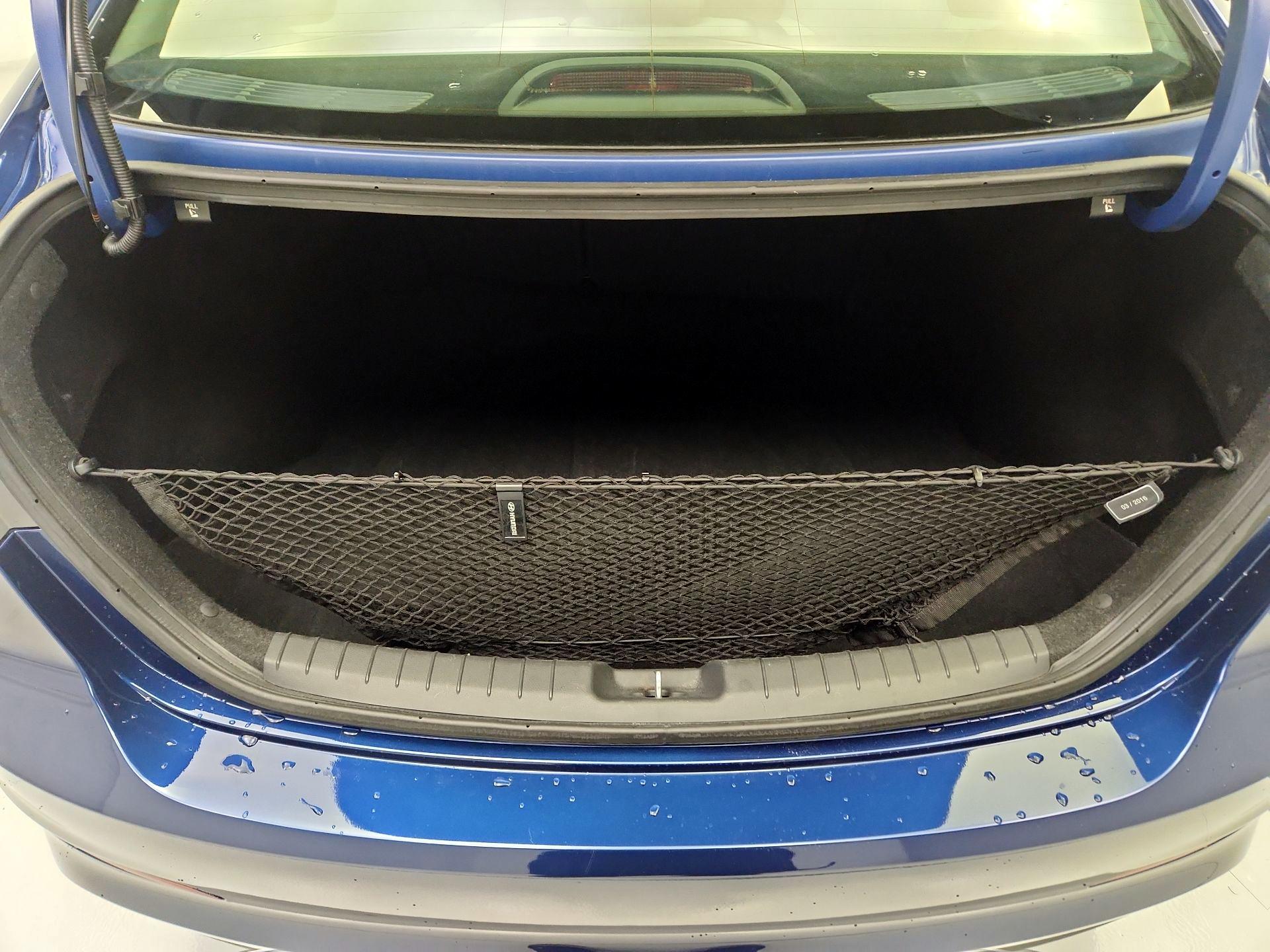 Thumbnail: 2017 Hyundai Elantra - 20