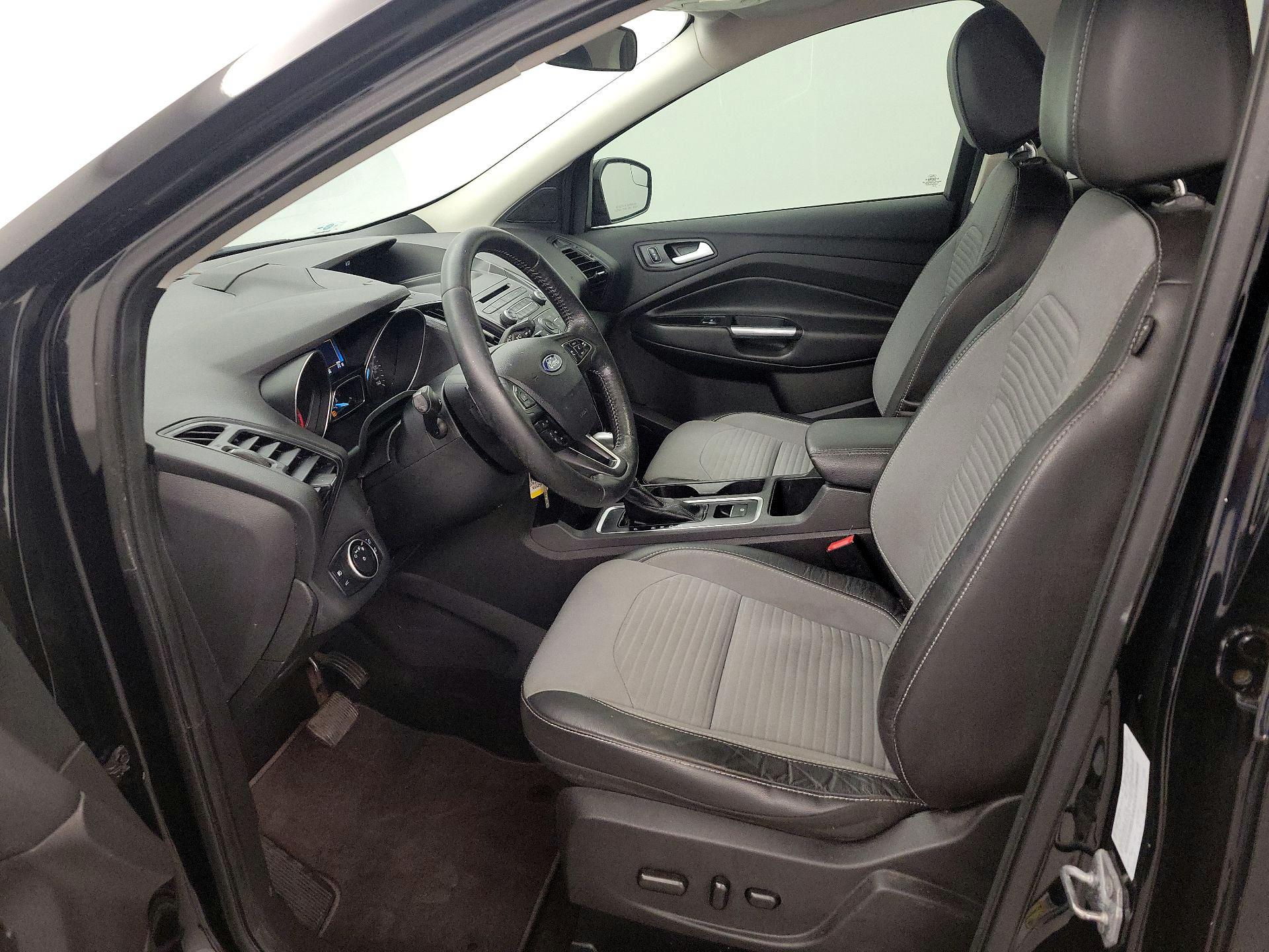 Thumbnail: 2017 Ford Escape - 11