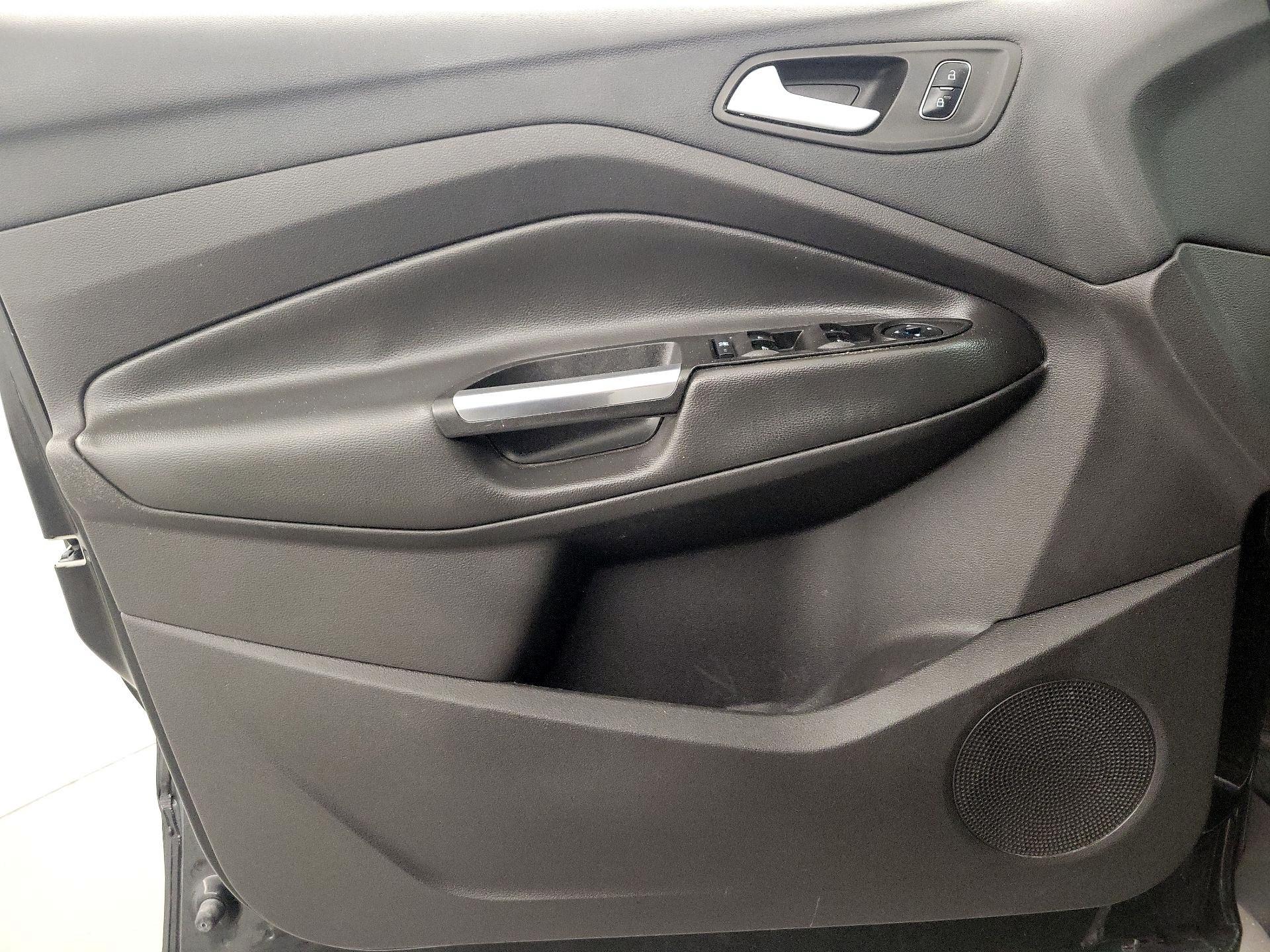 Thumbnail: 2017 Ford Escape - 12