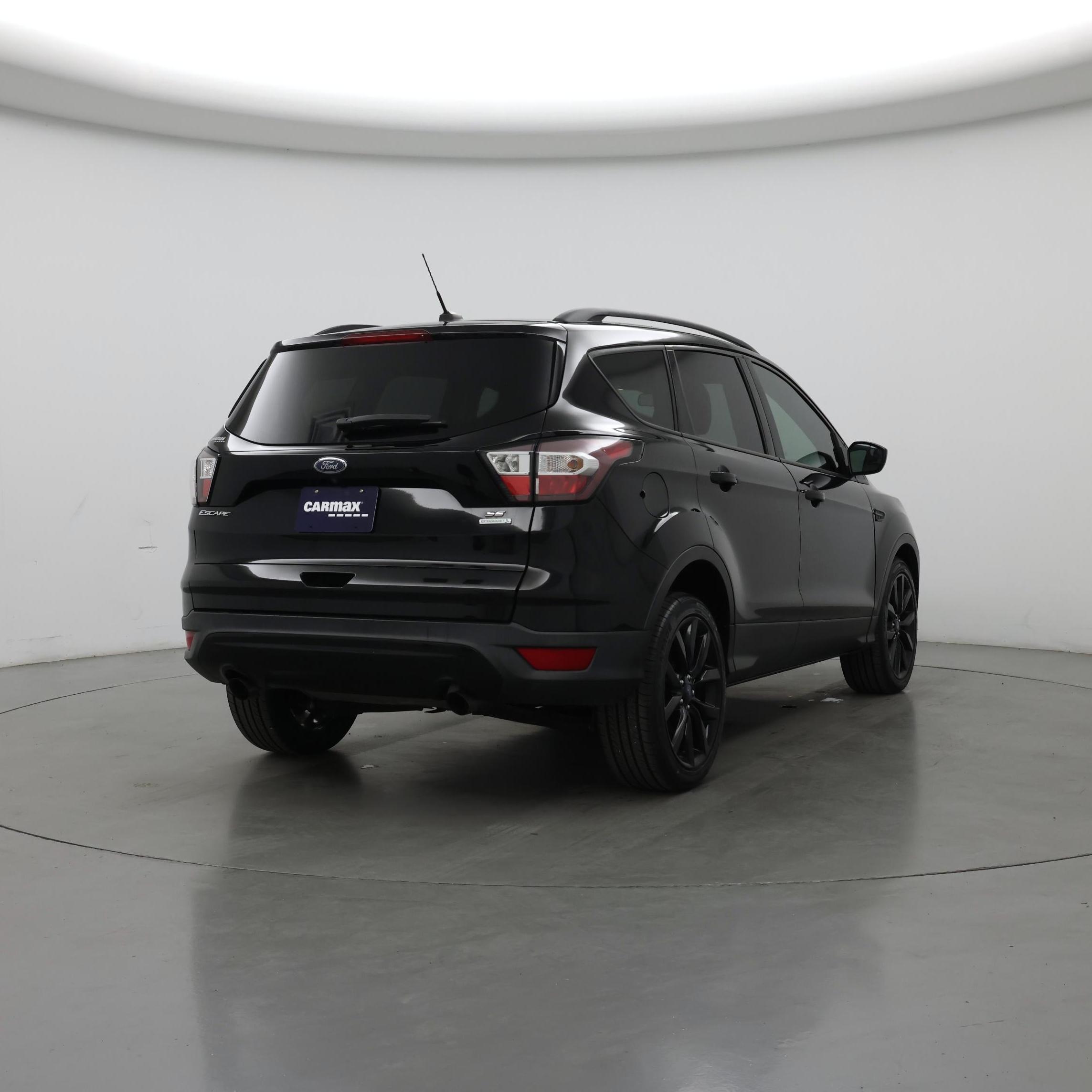 Thumbnail: 2017 Ford Escape - 8