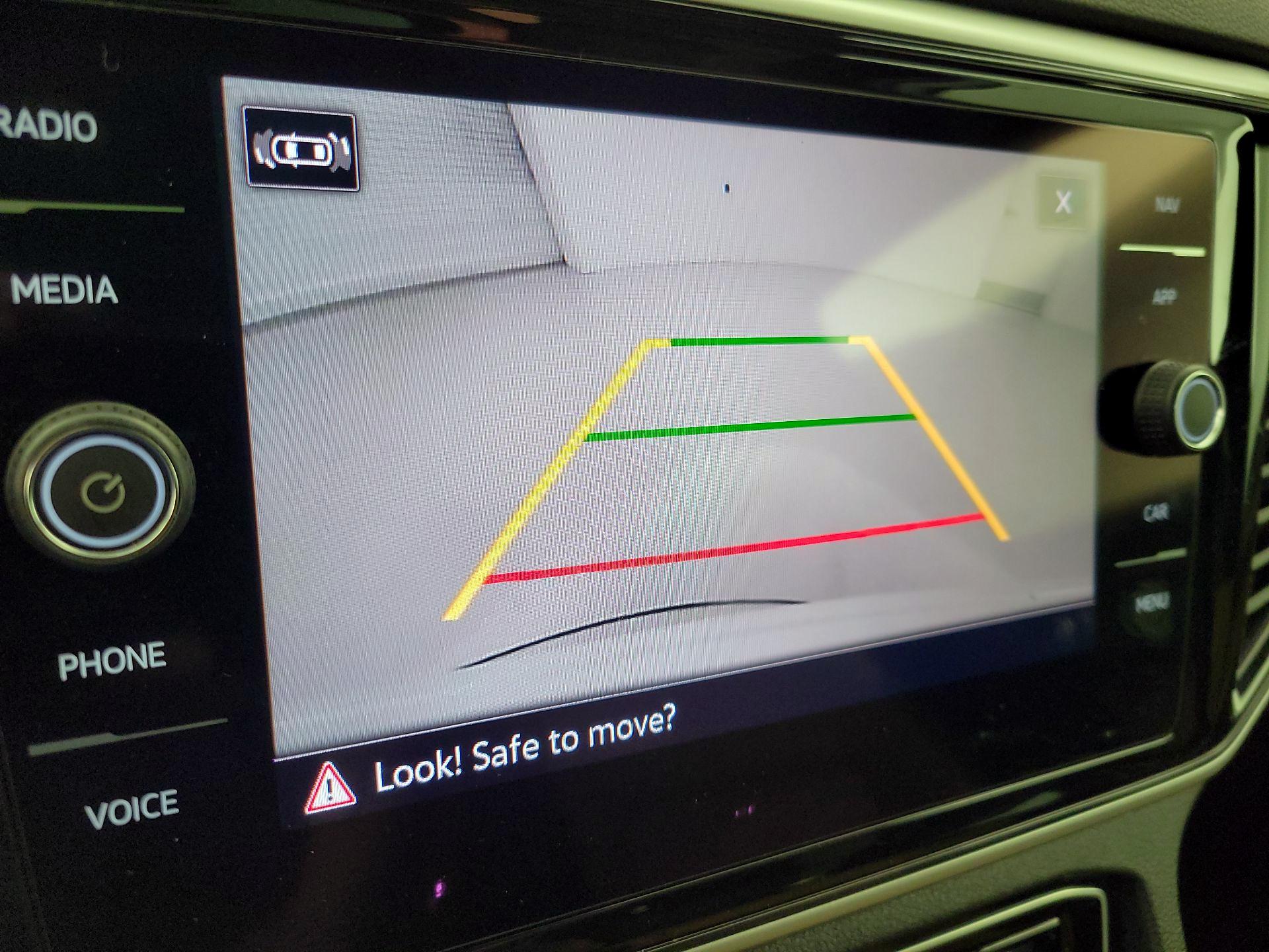 Thumbnail: 2022 Volkswagen Atlas - 15