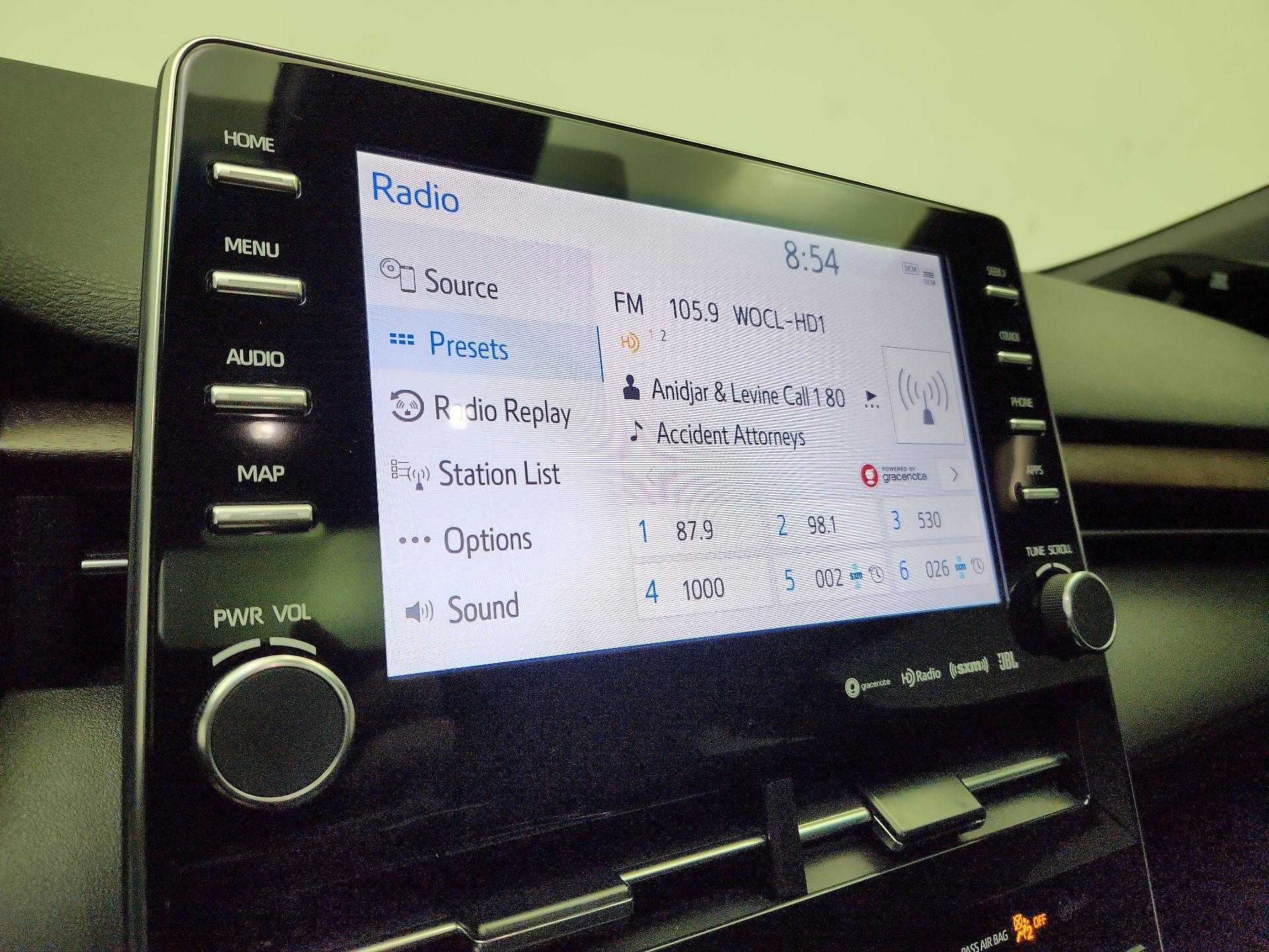 Thumbnail: 2022 Toyota Avalon - 16