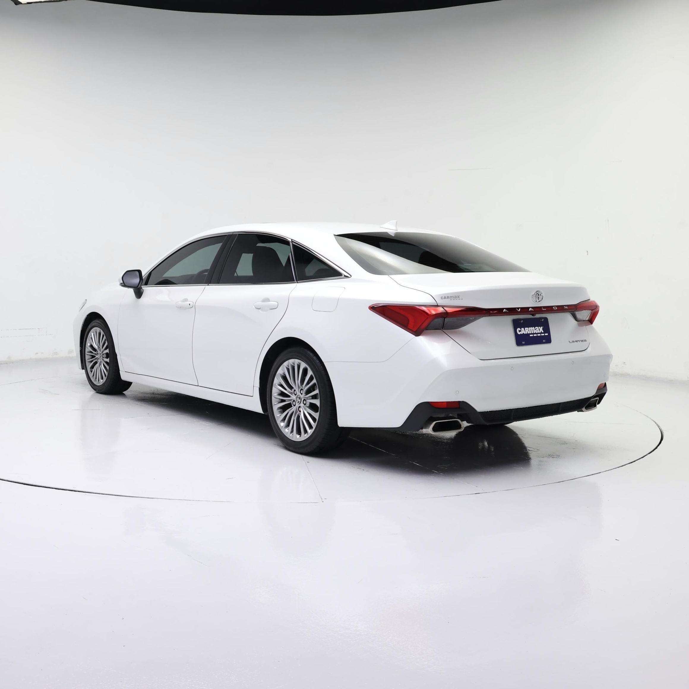 Thumbnail: 2022 Toyota Avalon - 2