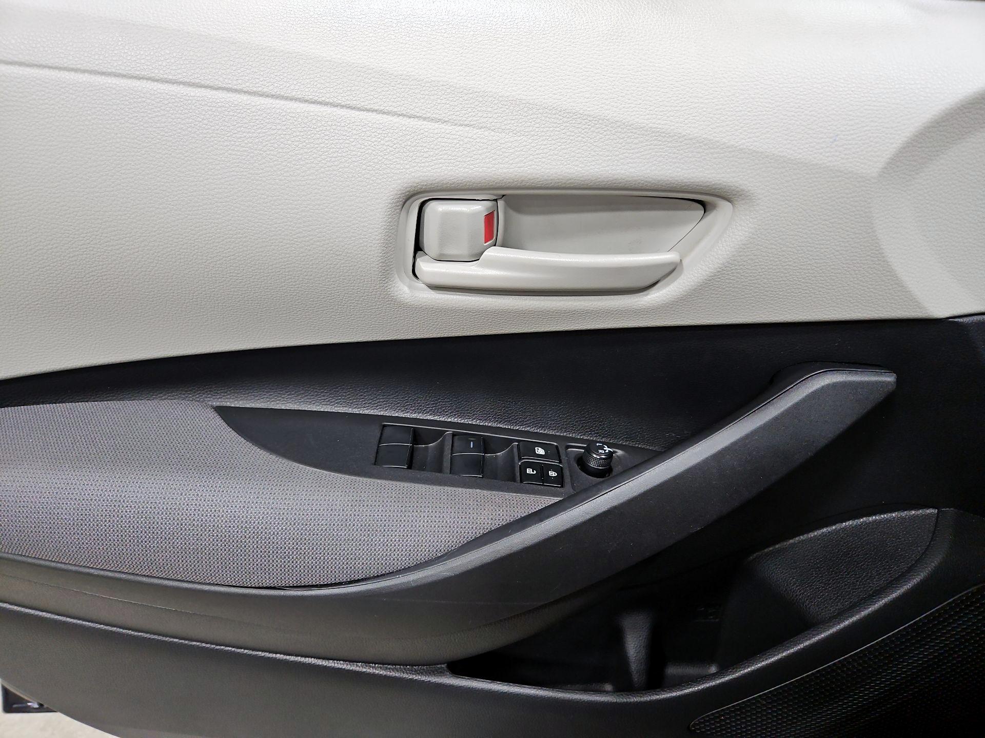 Thumbnail: 2025 Toyota Corolla - 12