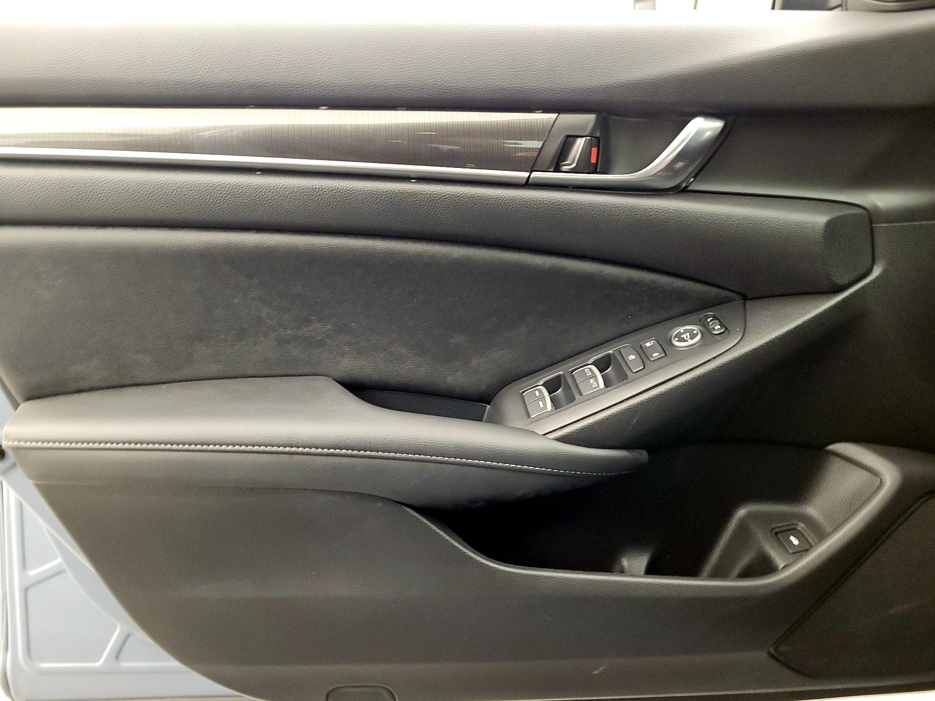 Thumbnail: 2022 Honda Accord - 12