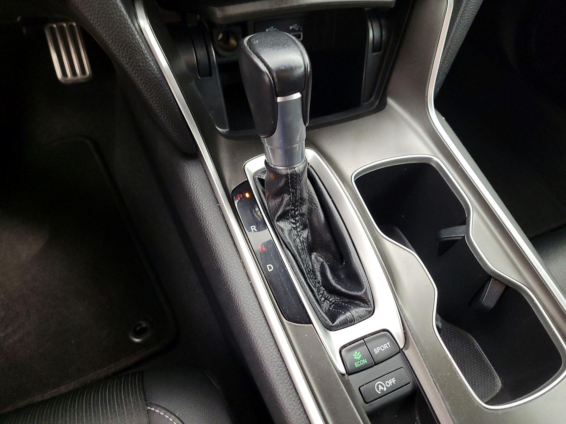 Thumbnail: 2022 Honda Accord - 17