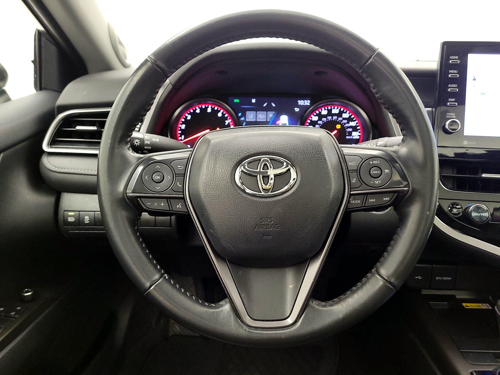 Thumbnail: 2023 Toyota Camry - 10