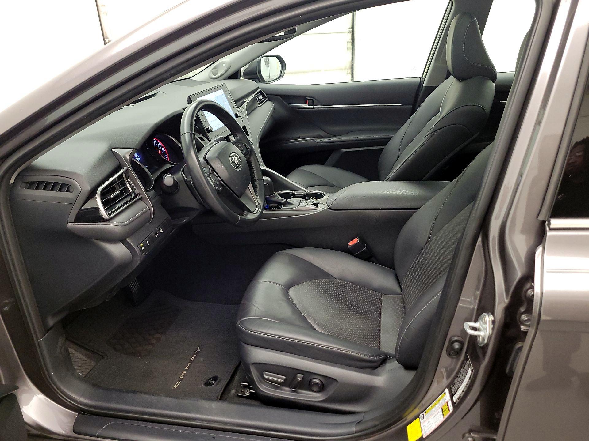 Thumbnail: 2023 Toyota Camry - 11