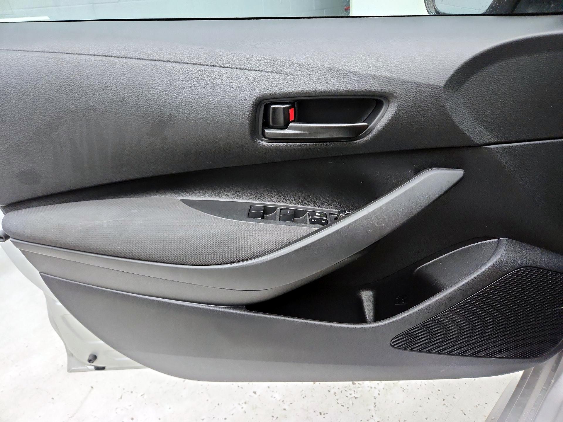 Thumbnail: 2023 Toyota Corolla - 12