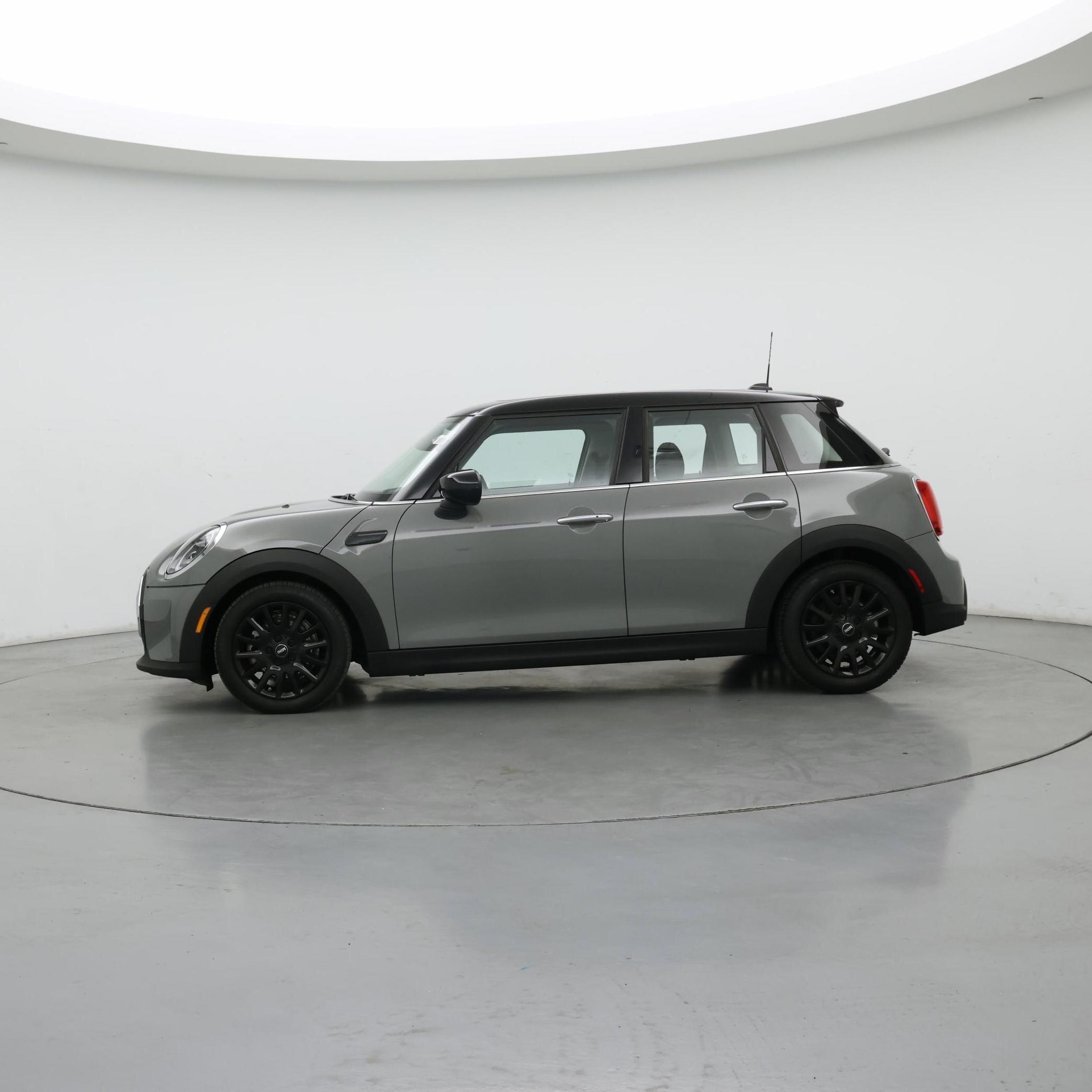 Thumbnail: 2023 MINI Cooper Hardtop - 3