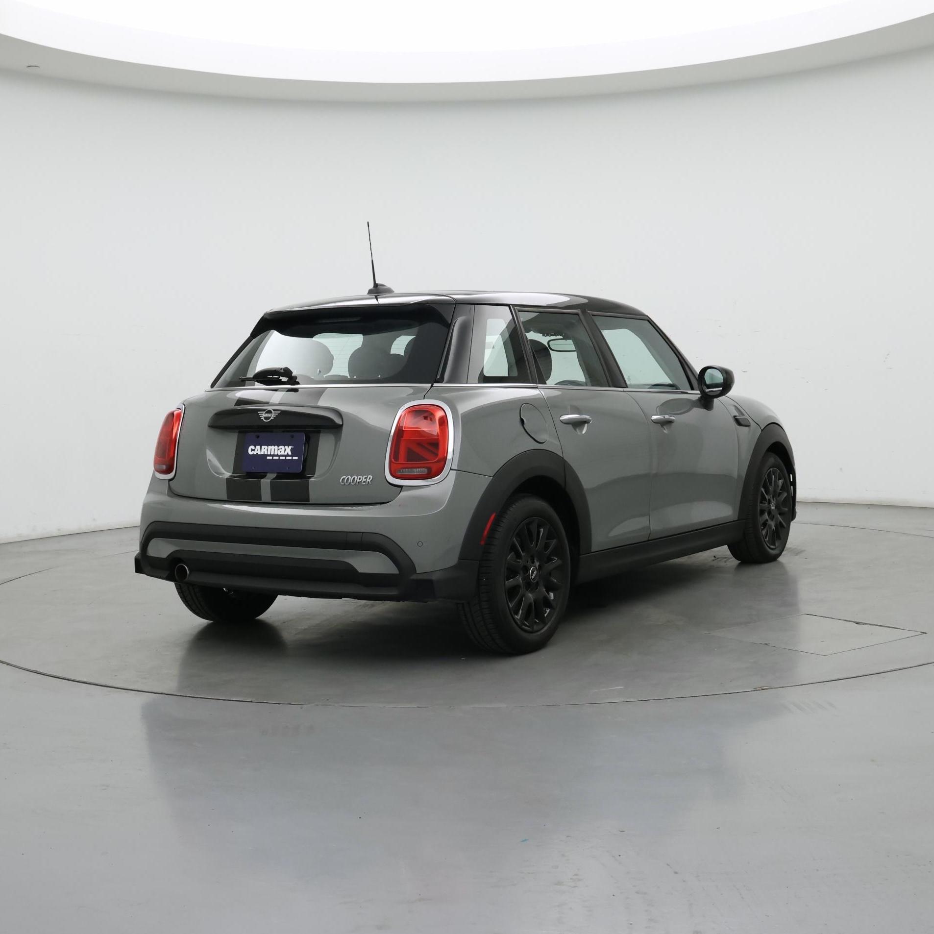 Thumbnail: 2023 MINI Cooper Hardtop - 8