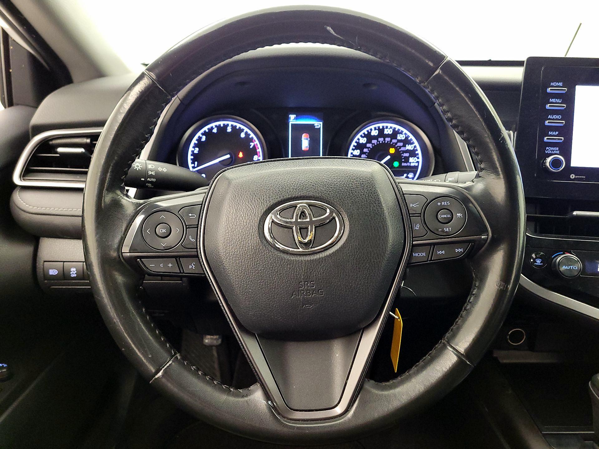 Thumbnail: 2023 Toyota Camry - 10