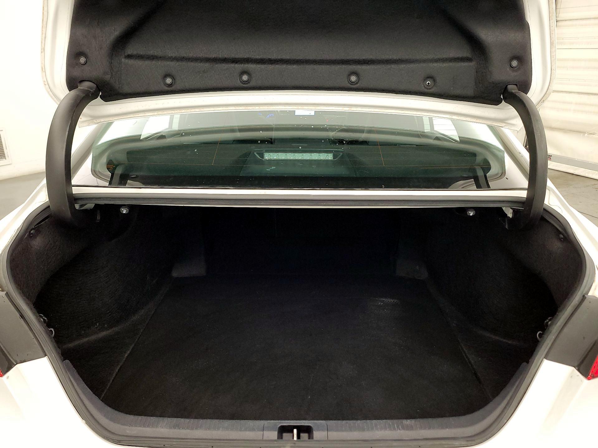 Thumbnail: 2023 Toyota Camry - 16