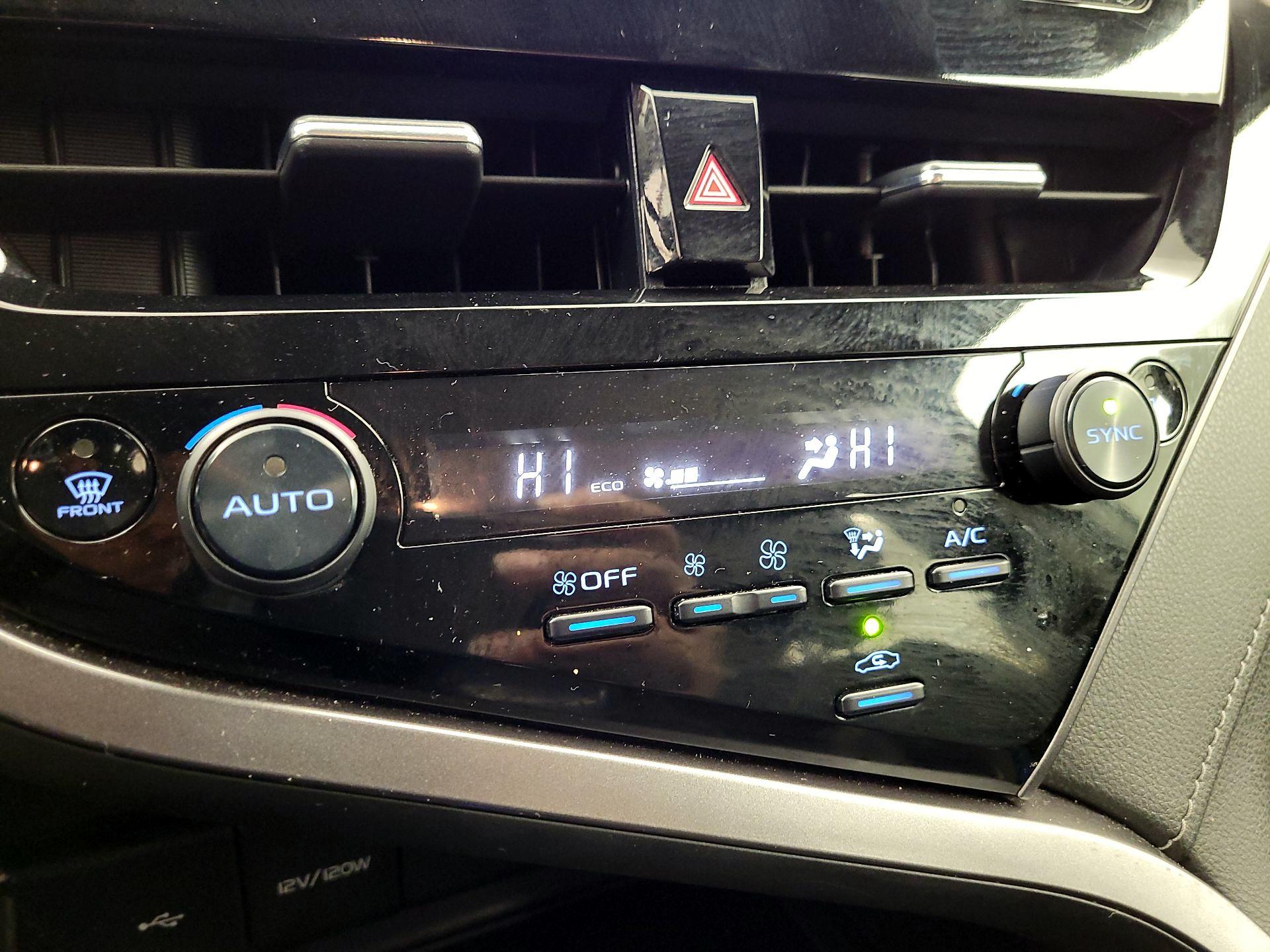 Thumbnail: 2023 Toyota Camry - 14