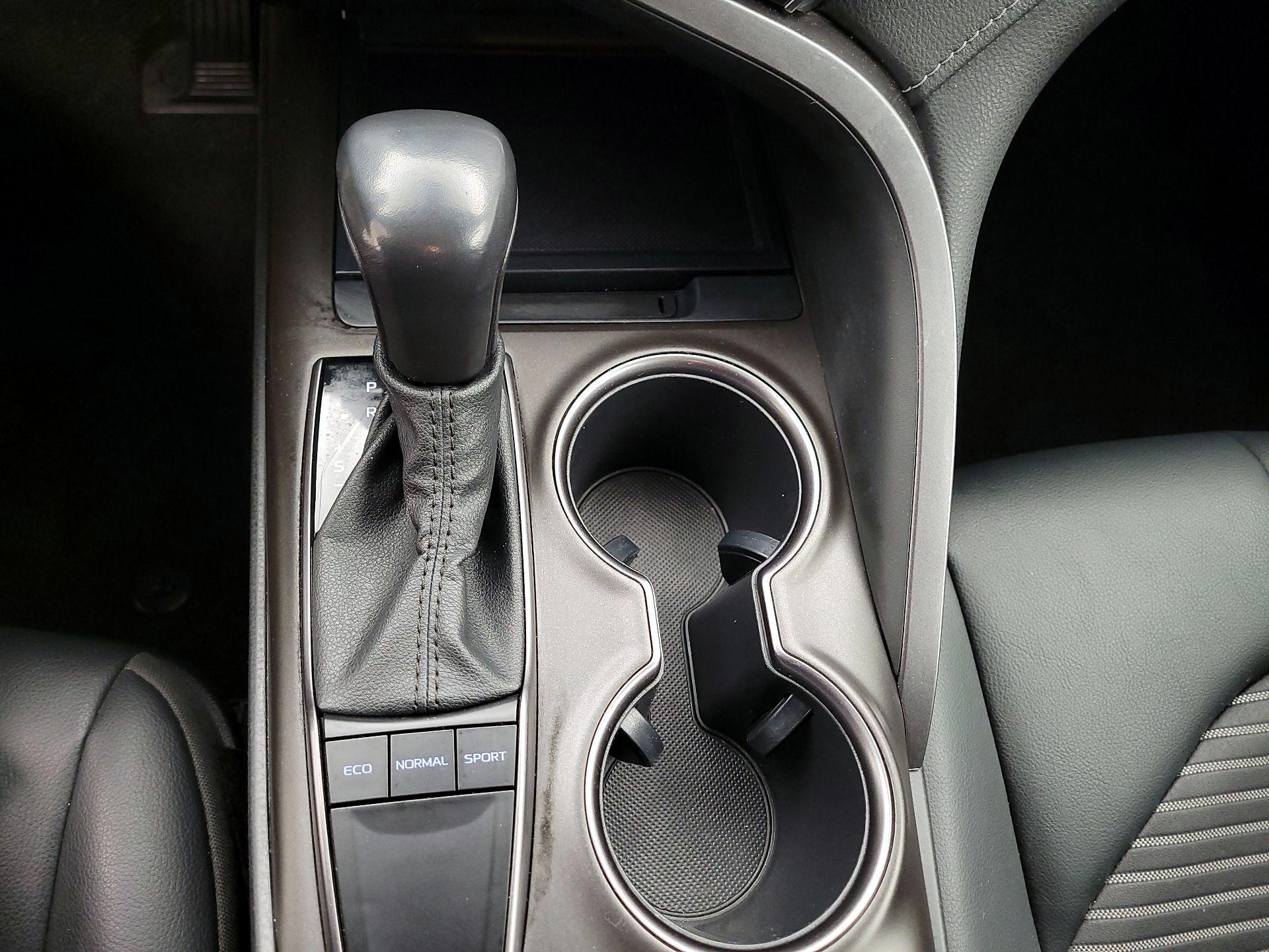 Thumbnail: 2023 Toyota Camry - 15