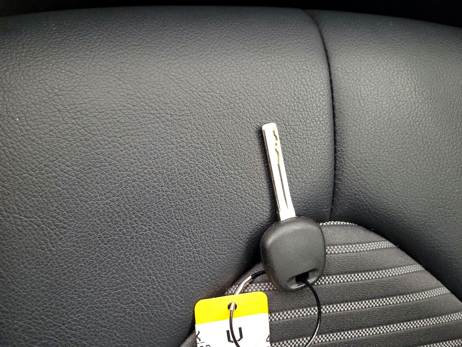 Thumbnail: 2023 Toyota Camry - 19