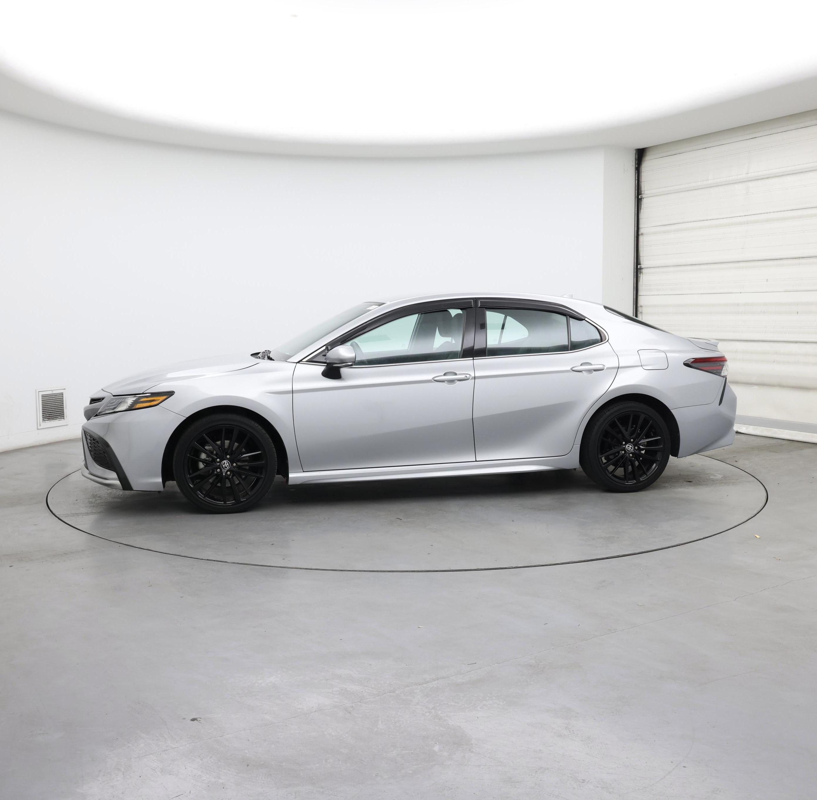 Thumbnail: 2023 Toyota Camry - 3