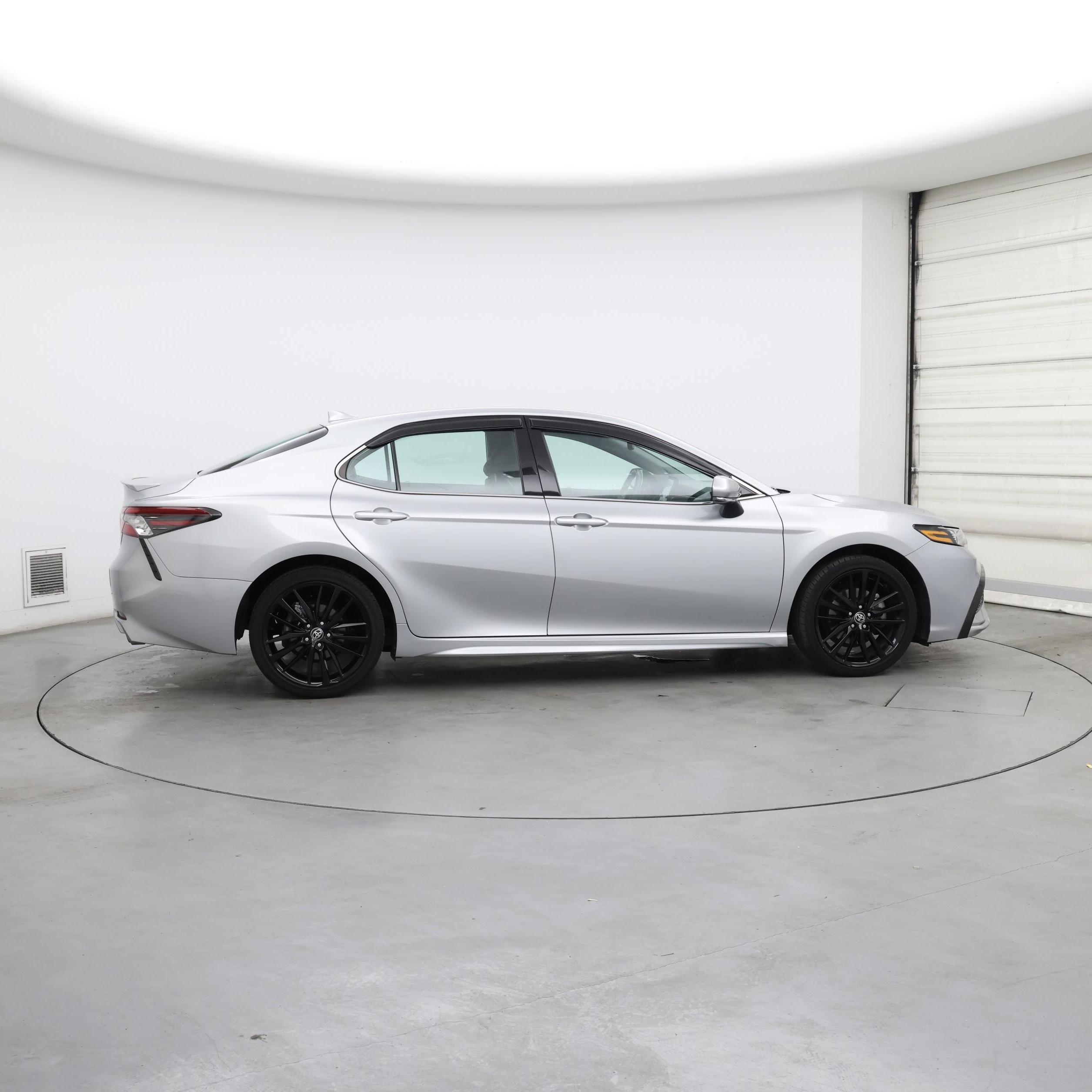 Thumbnail: 2023 Toyota Camry - 7