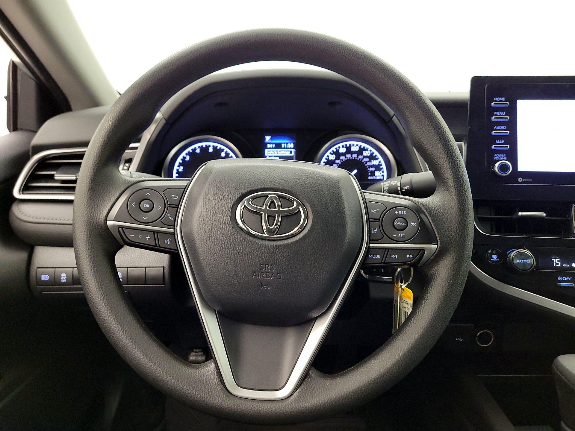 Thumbnail: 2023 Toyota Camry - 10