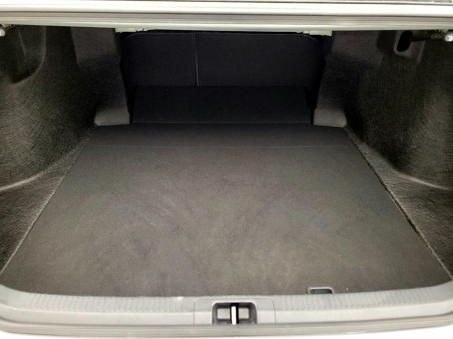 Thumbnail: 2023 Toyota Camry - 20