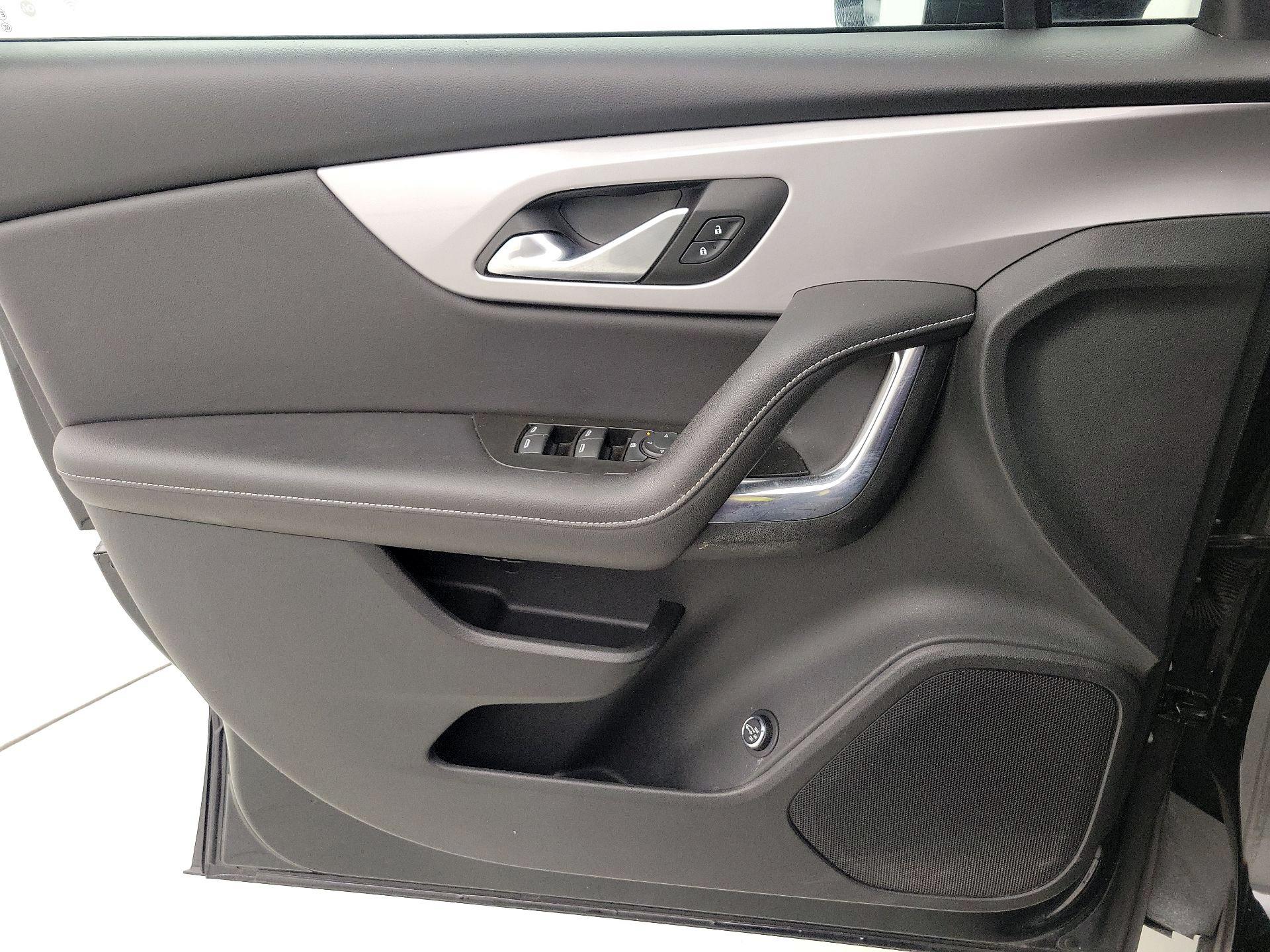 Thumbnail: 2023 Chevrolet Blazer - 12