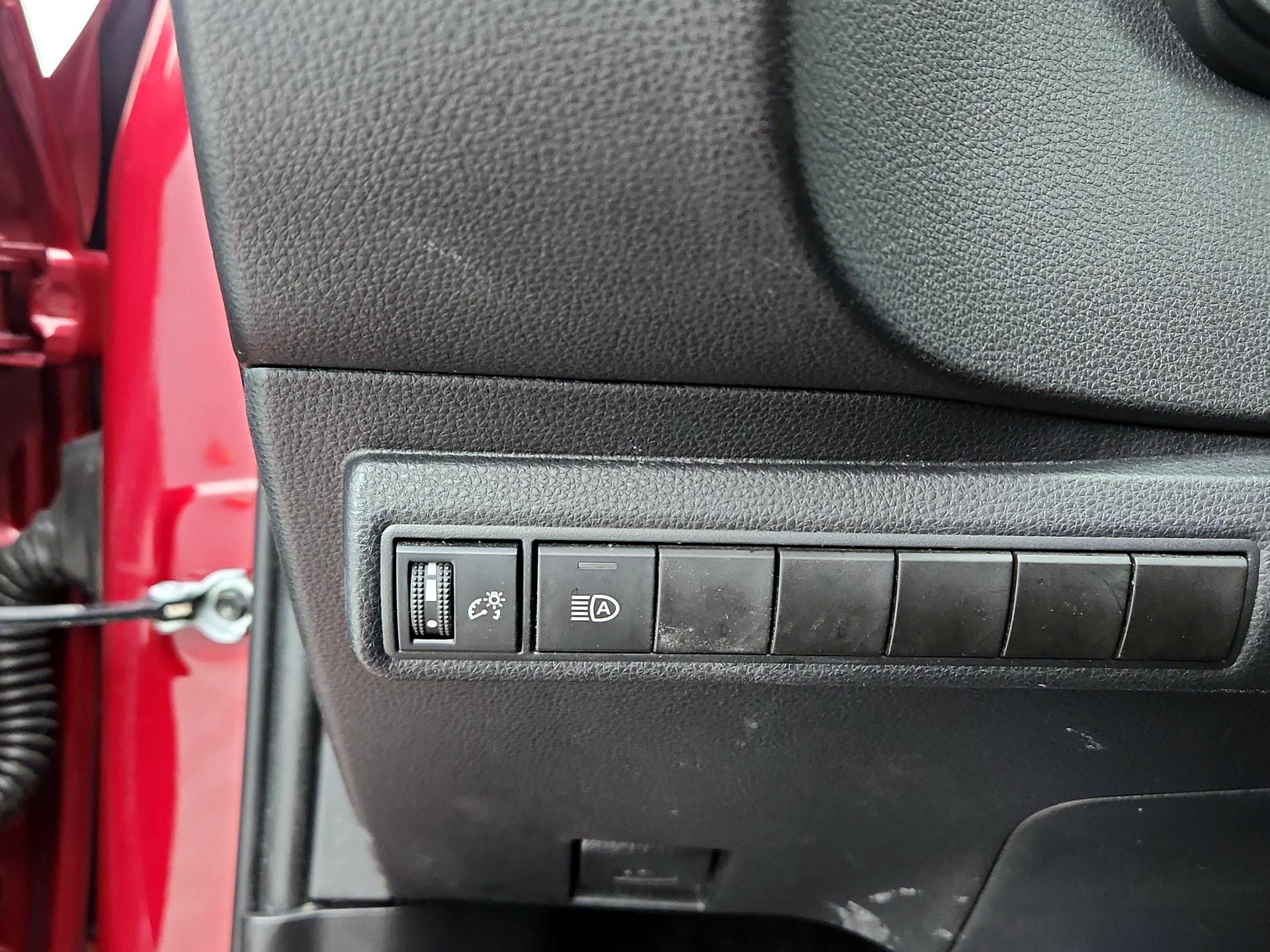 Thumbnail: 2022 Toyota Corolla - 13