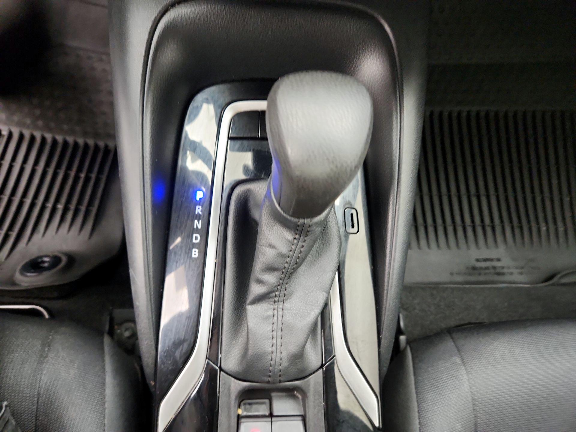 Thumbnail: 2022 Toyota Corolla - 17