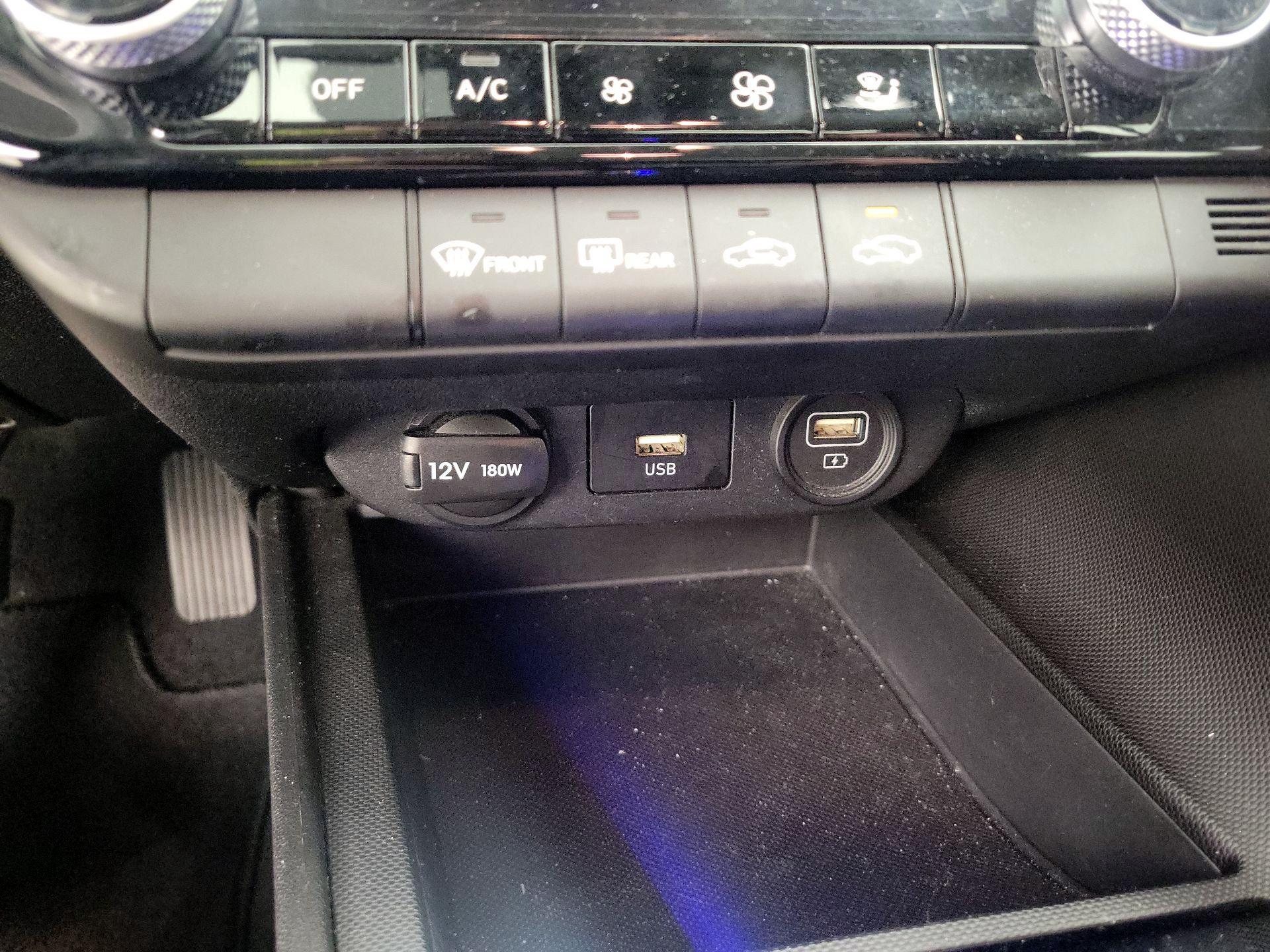 Thumbnail: 2023 Hyundai Elantra - 18