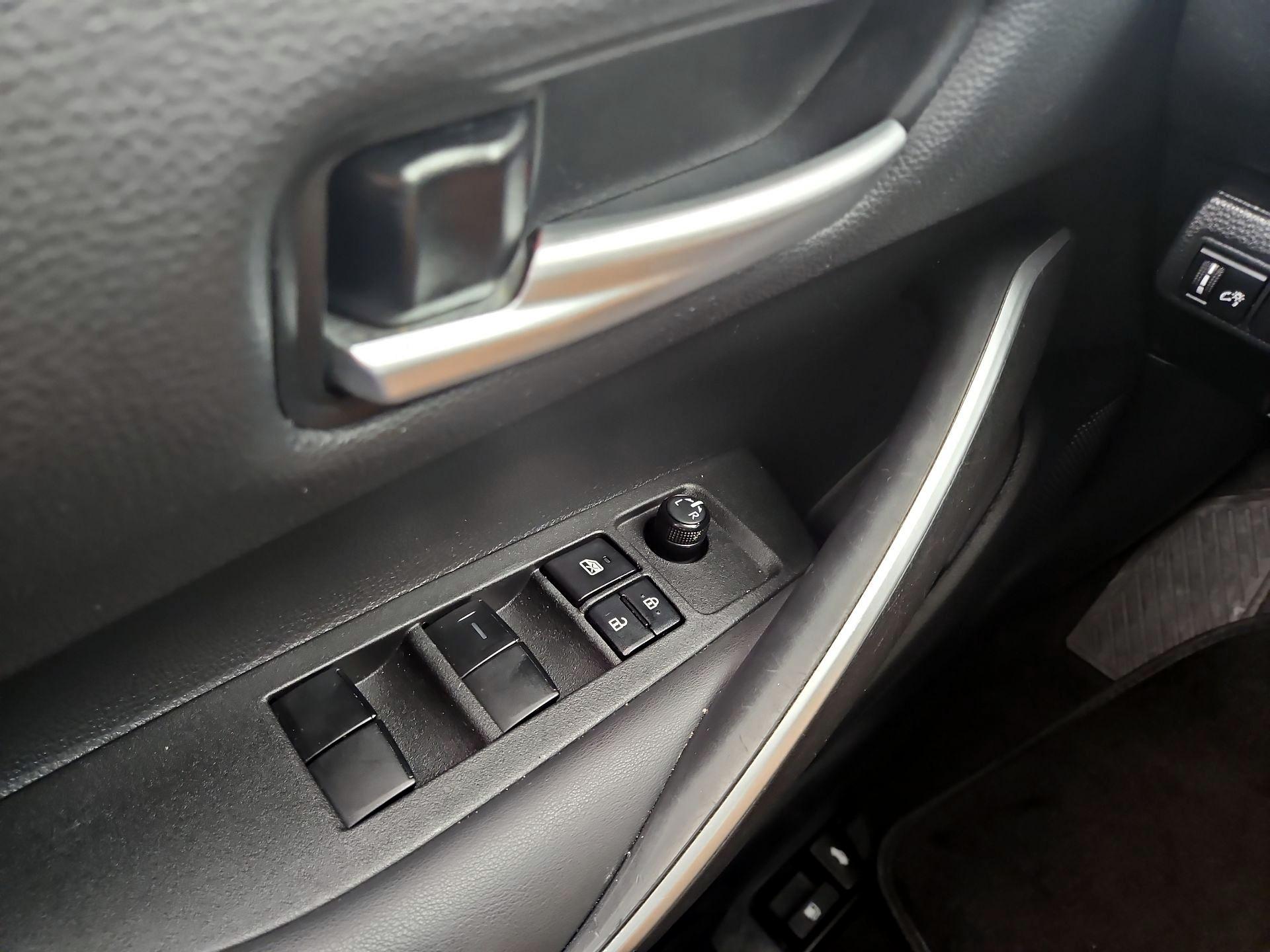 Thumbnail: 2022 Toyota Corolla - 12